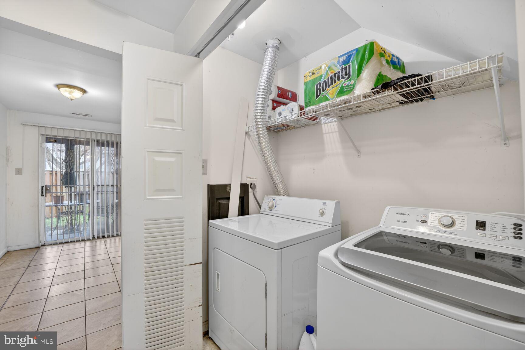 CORAL HILLS - Residential