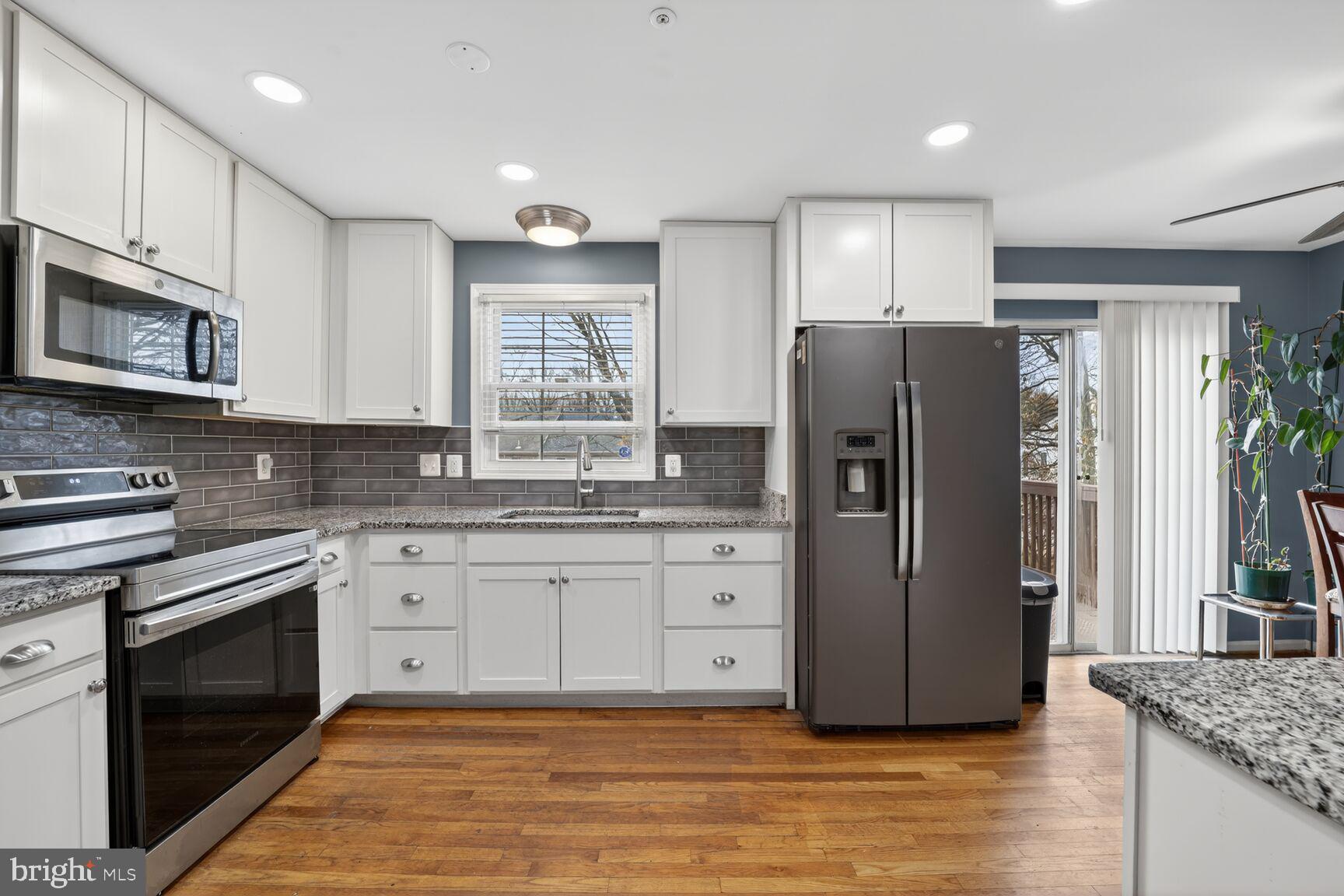 CORAL HILLS - Residential