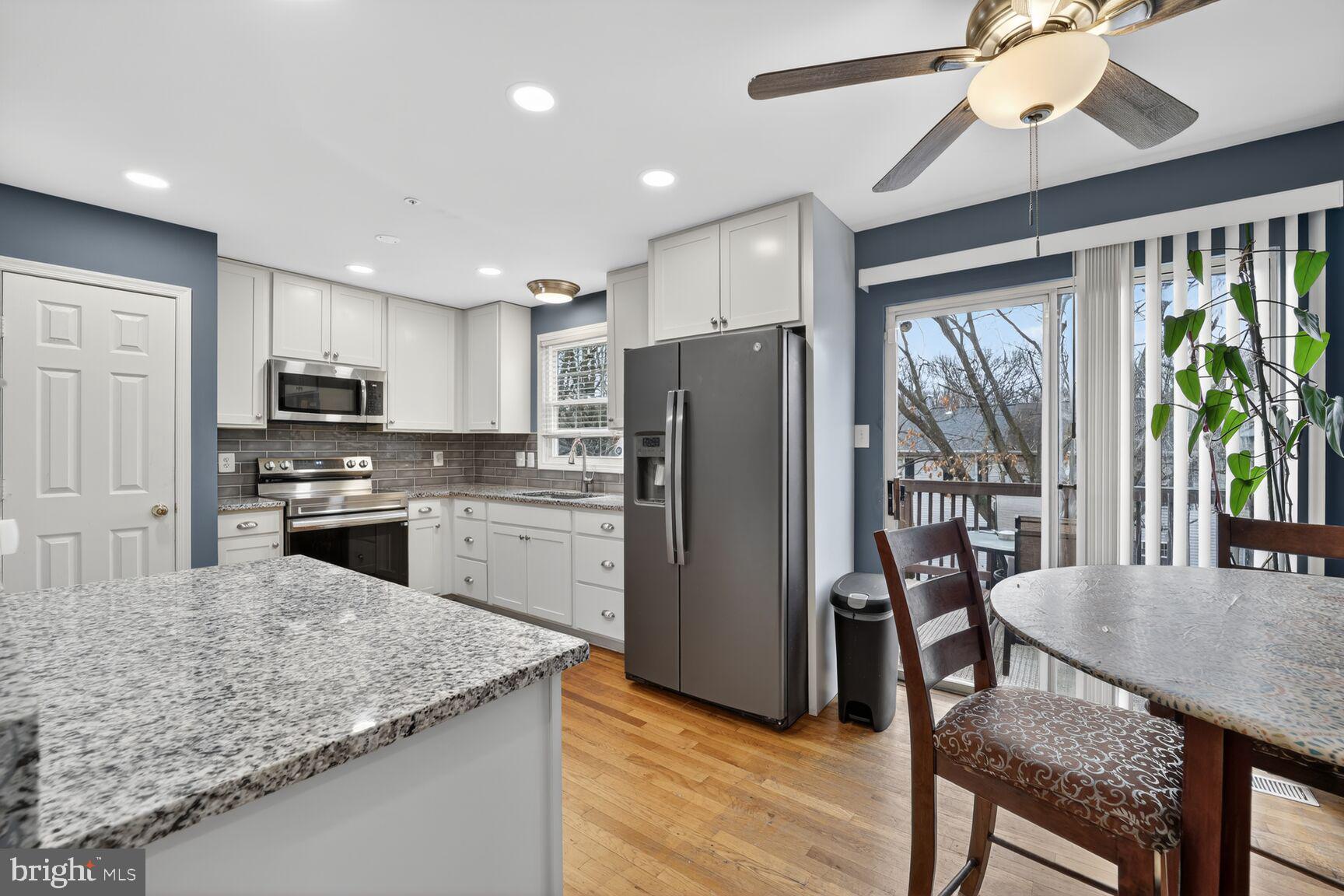 CORAL HILLS - Residential