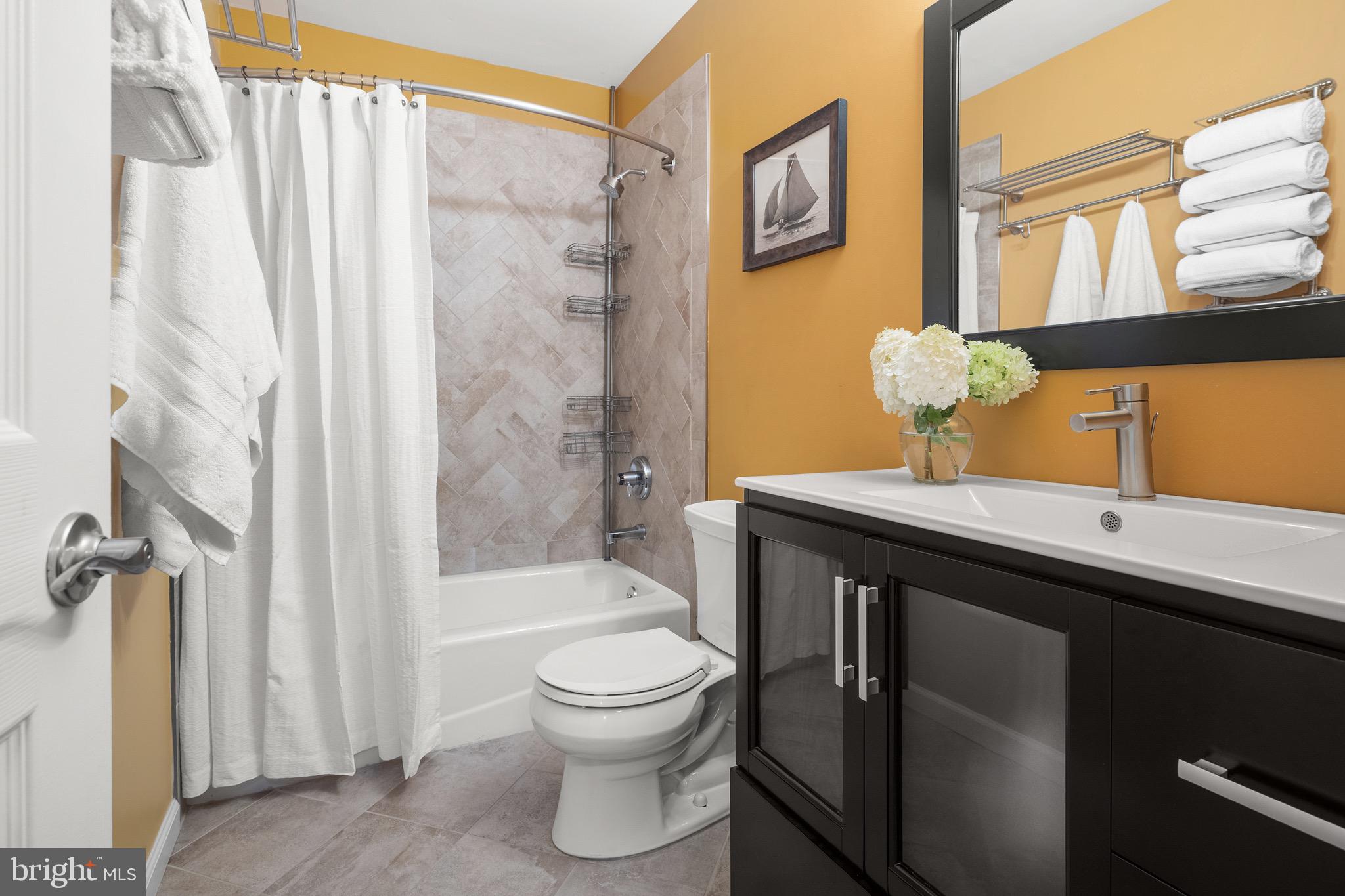 EASTPORT - Residential