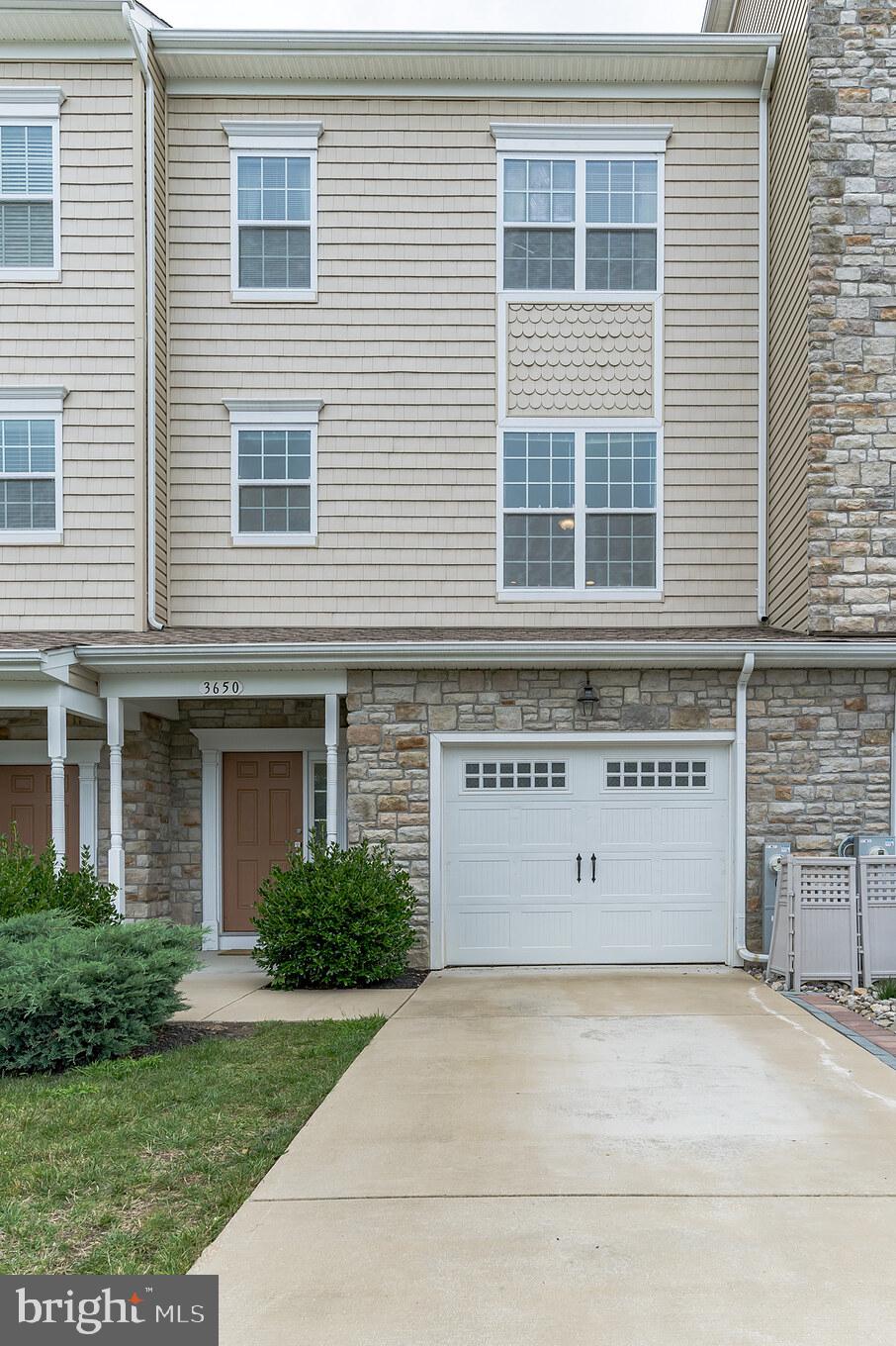 SAN FRANCISCO BY THE BAY - Residential