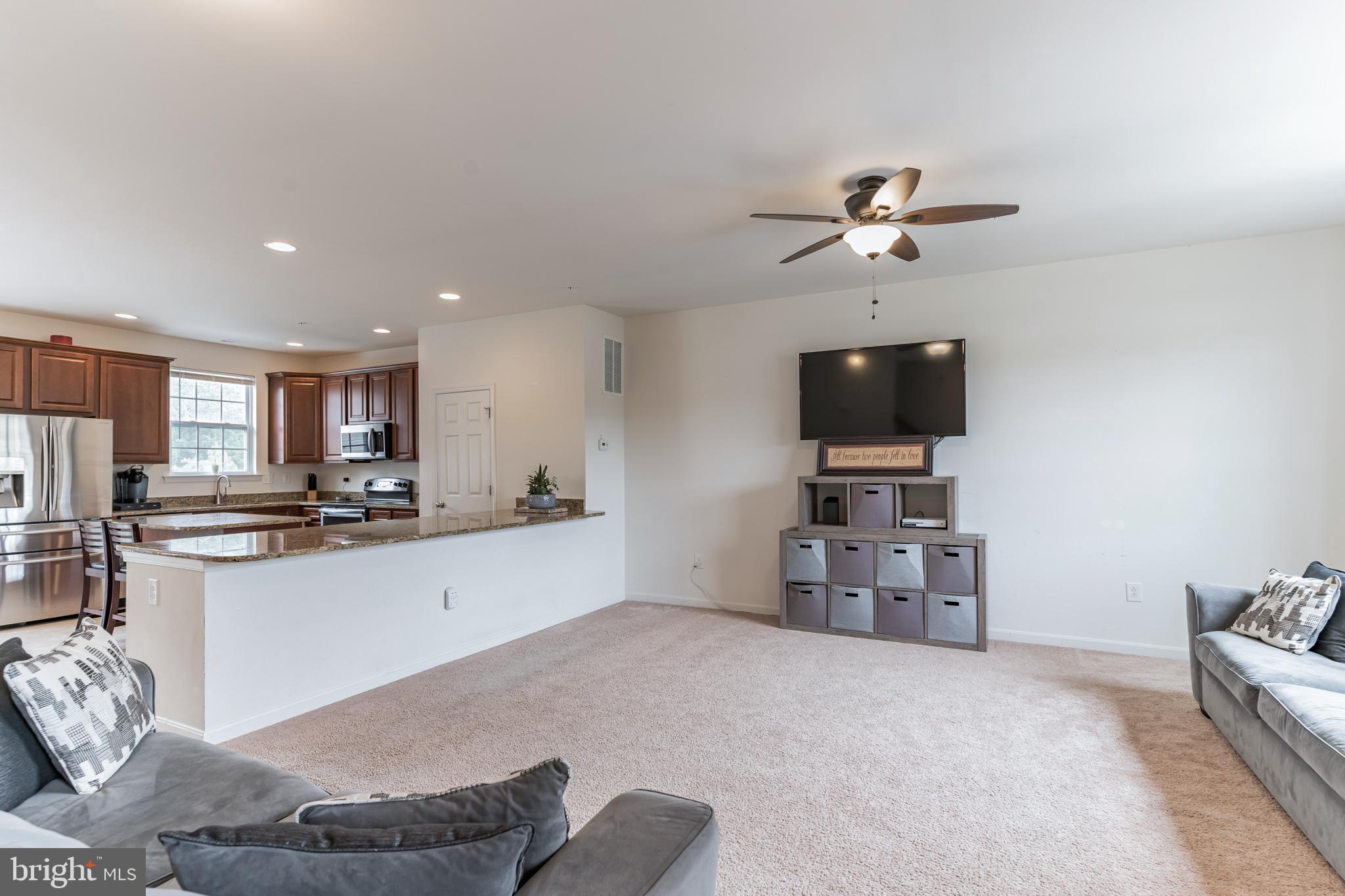 SAN FRANCISCO BY THE BAY - Residential