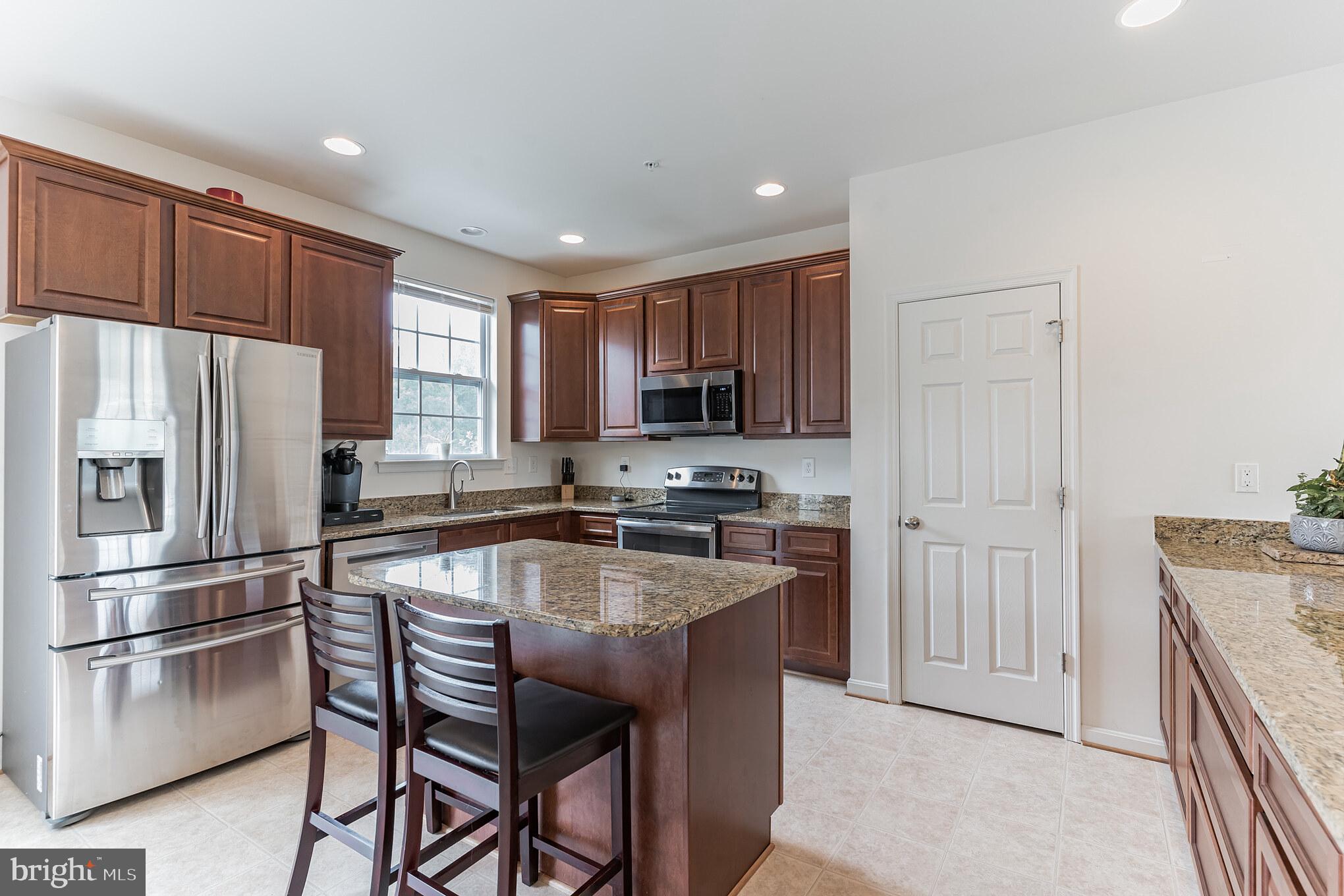 SAN FRANCISCO BY THE BAY - Residential