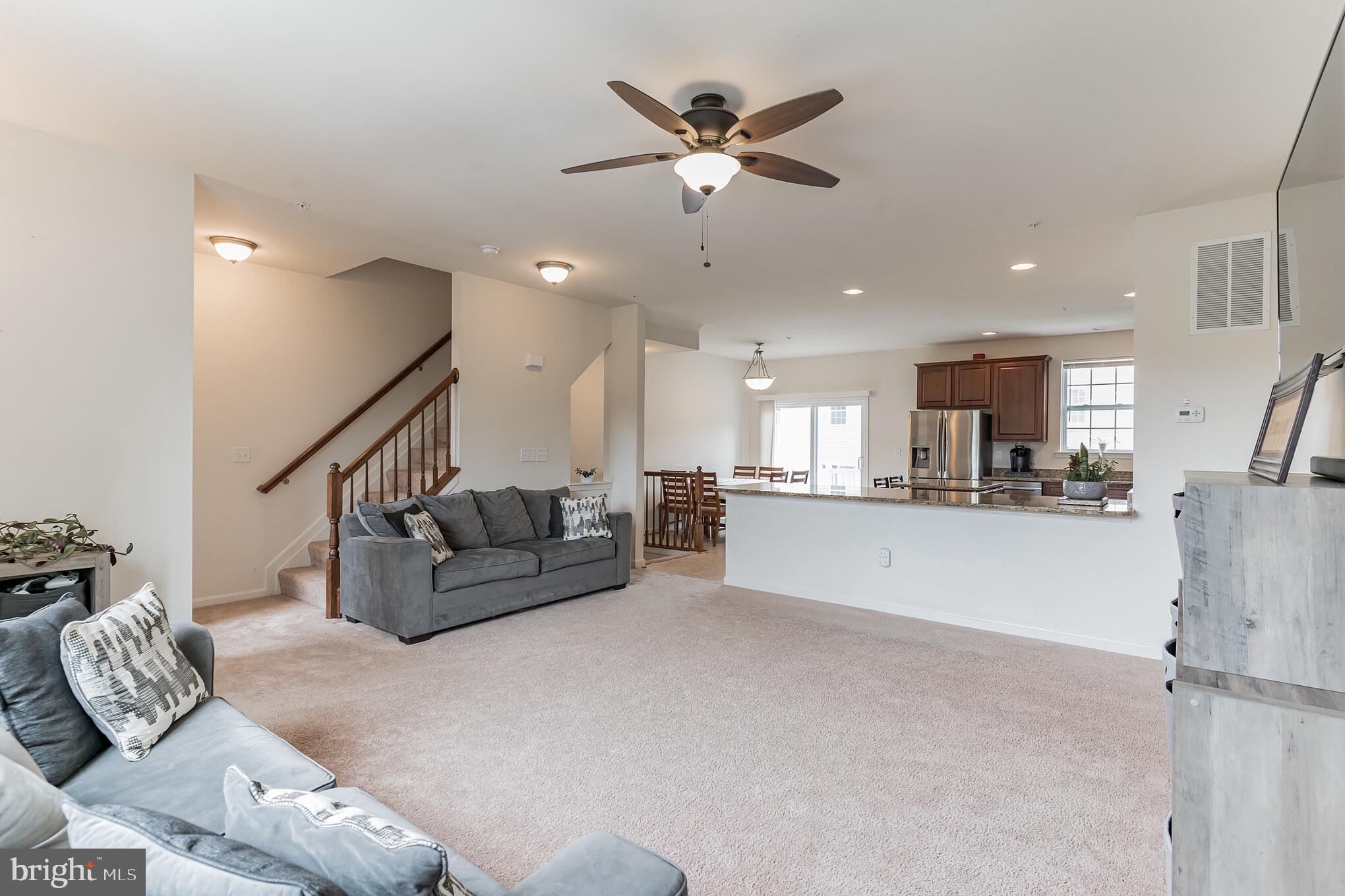 SAN FRANCISCO BY THE BAY - Residential