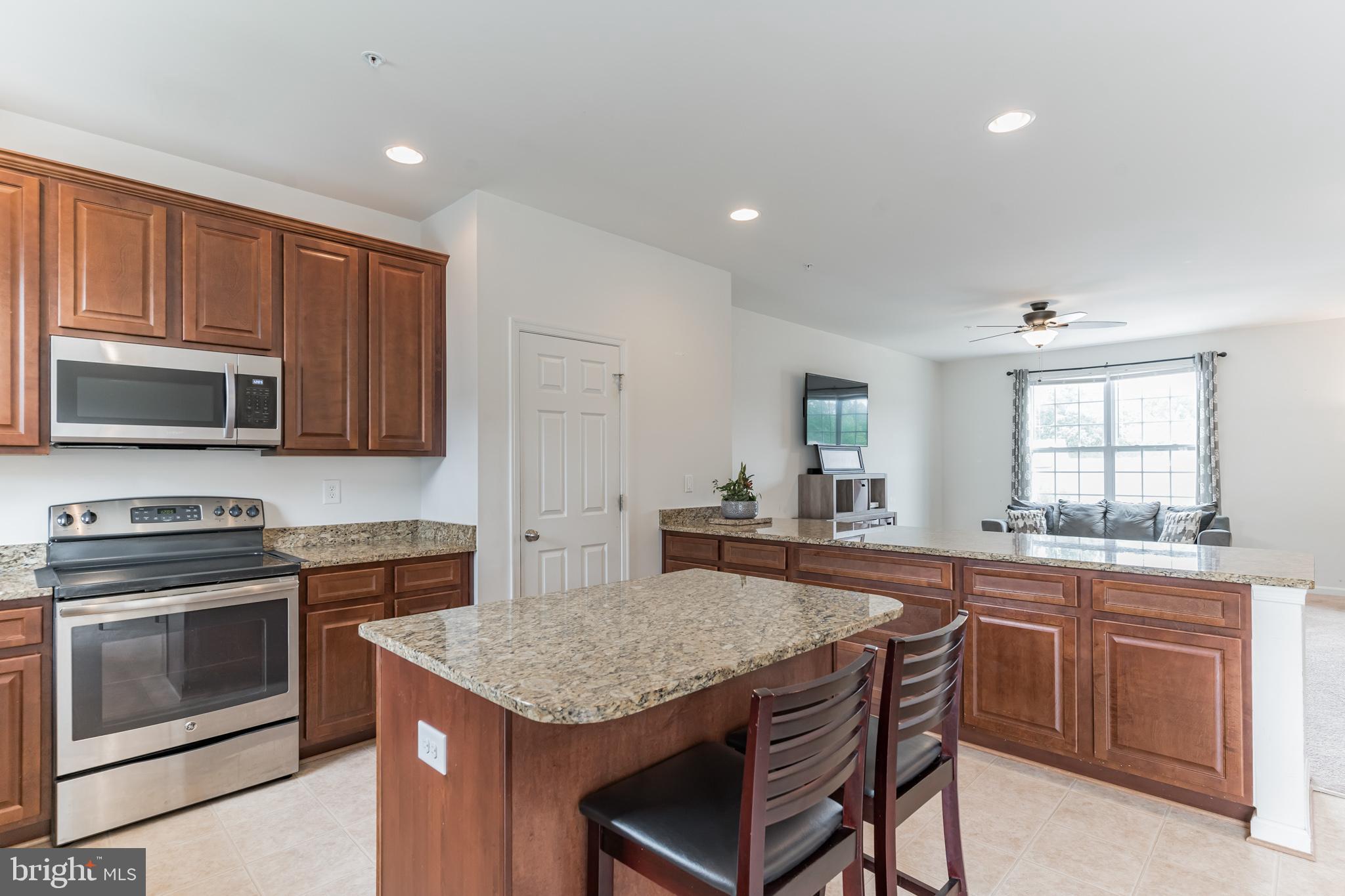 SAN FRANCISCO BY THE BAY - Residential