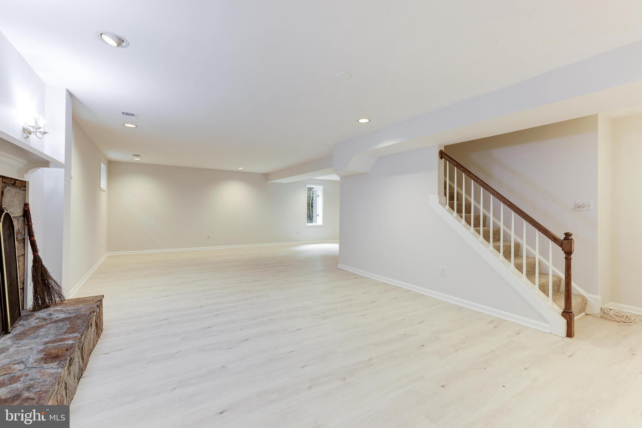 TIMBERLY - Residential