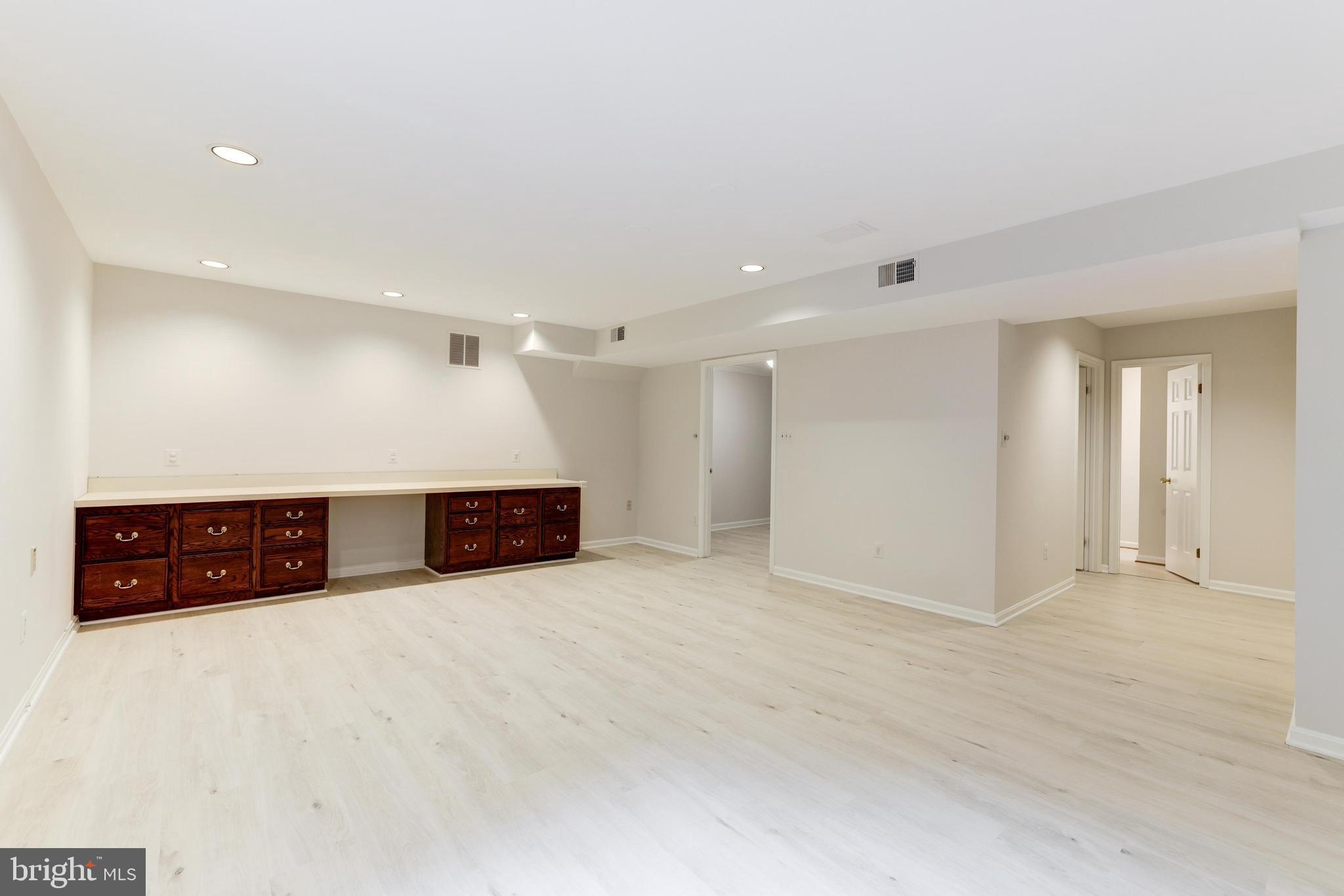 TIMBERLY - Residential