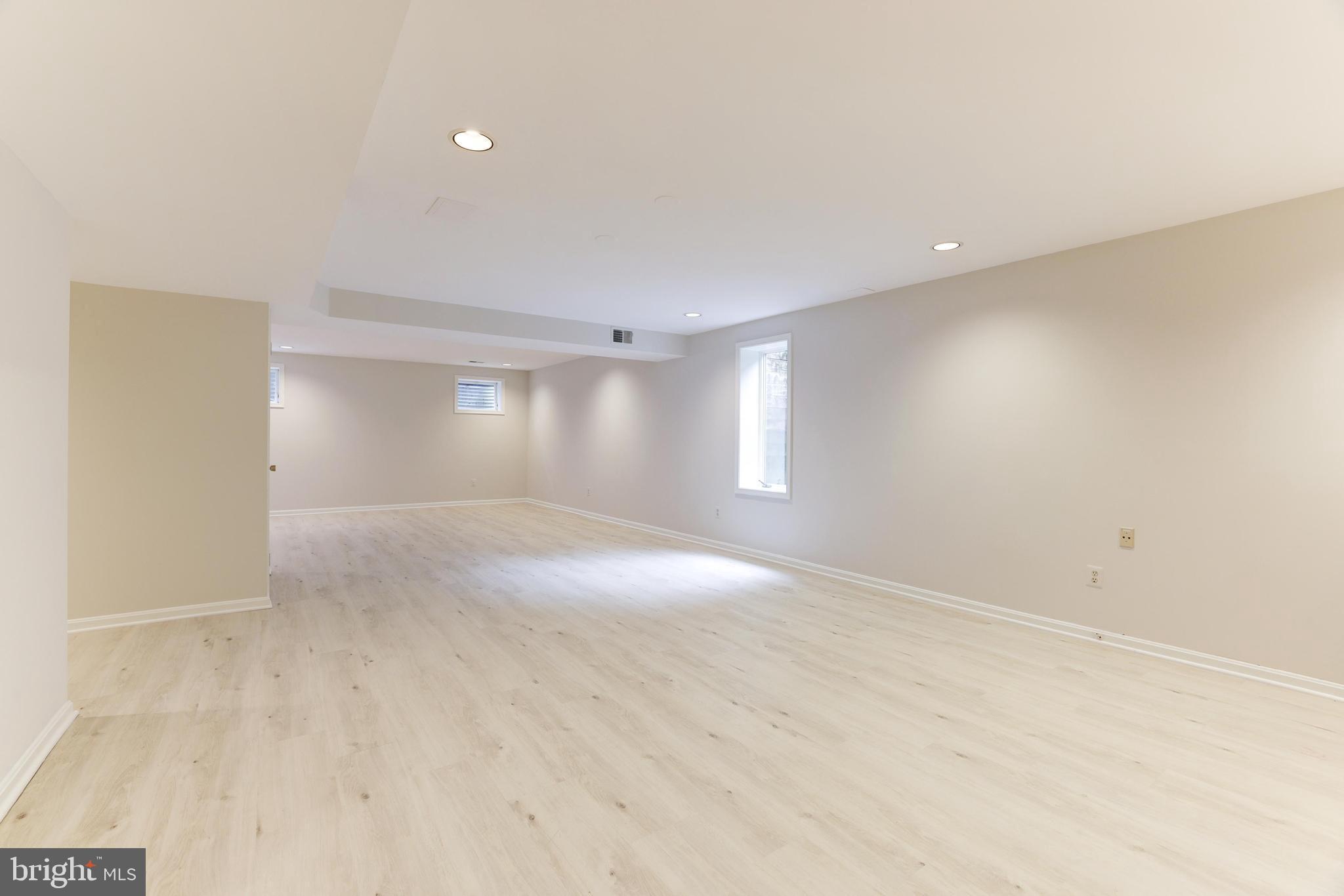 TIMBERLY - Residential