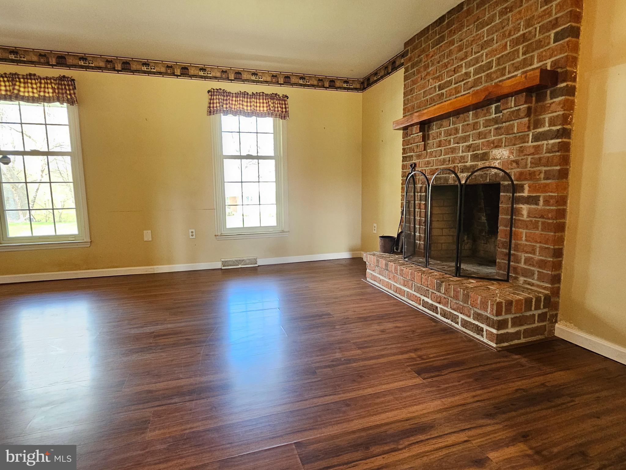 MILLSTREAM VILLAGE - Residential