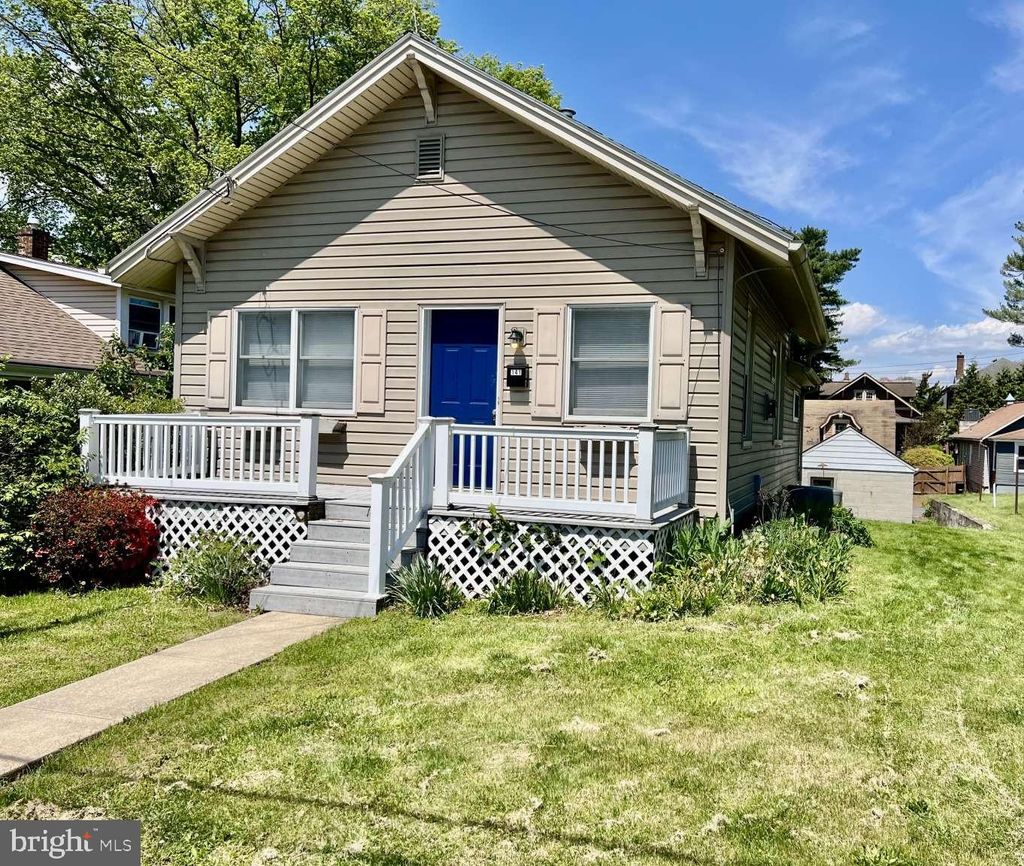 Photo of 141 E Orange Street, ELIZABETHTOWN, PA 17022 (MLS # PALA2087676)