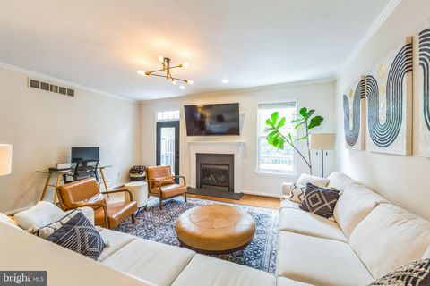 517 BULLOCK 13 CONSHOHOCKEN PA 19428