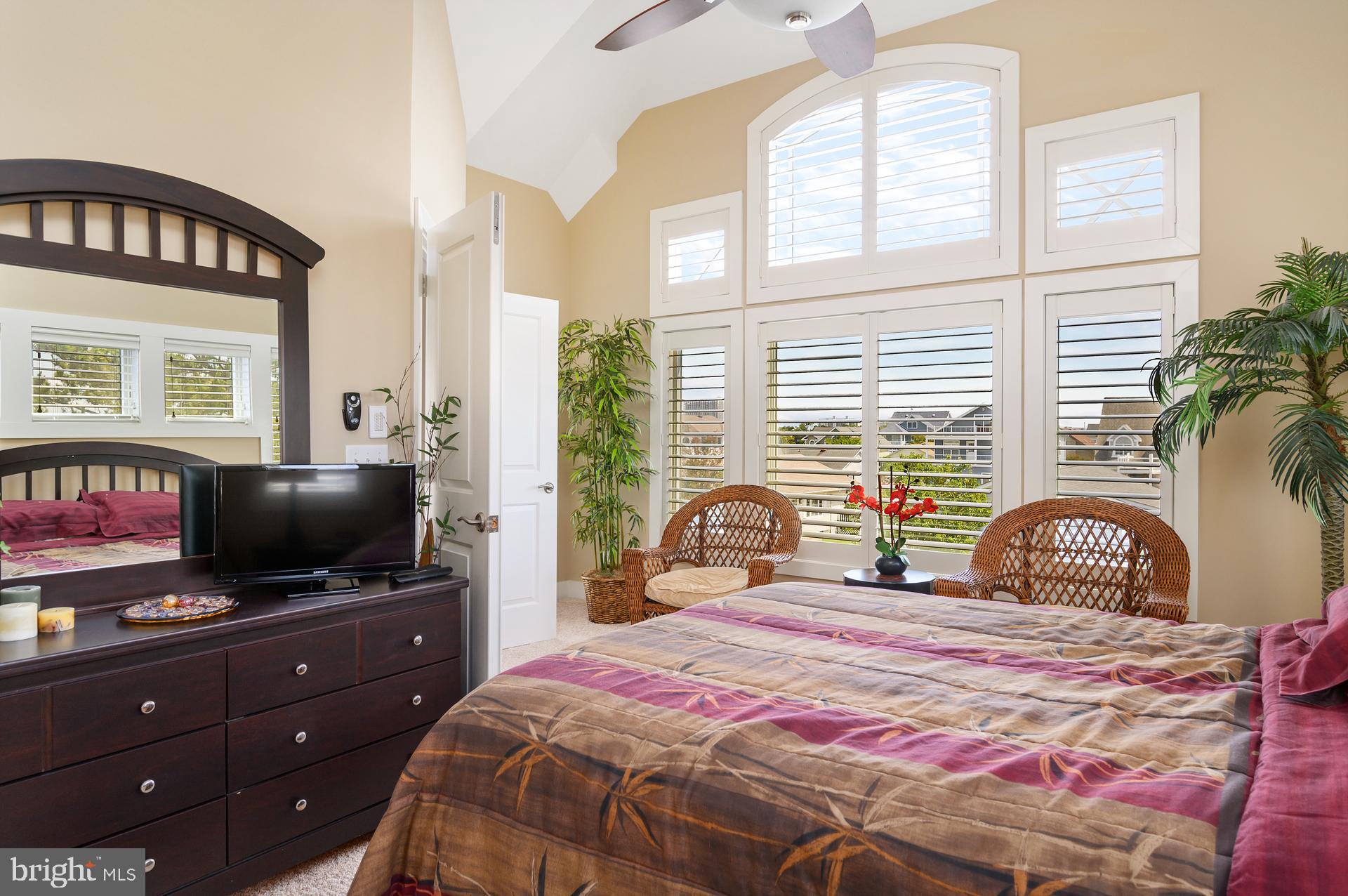 CAINE KEYS II - Residential