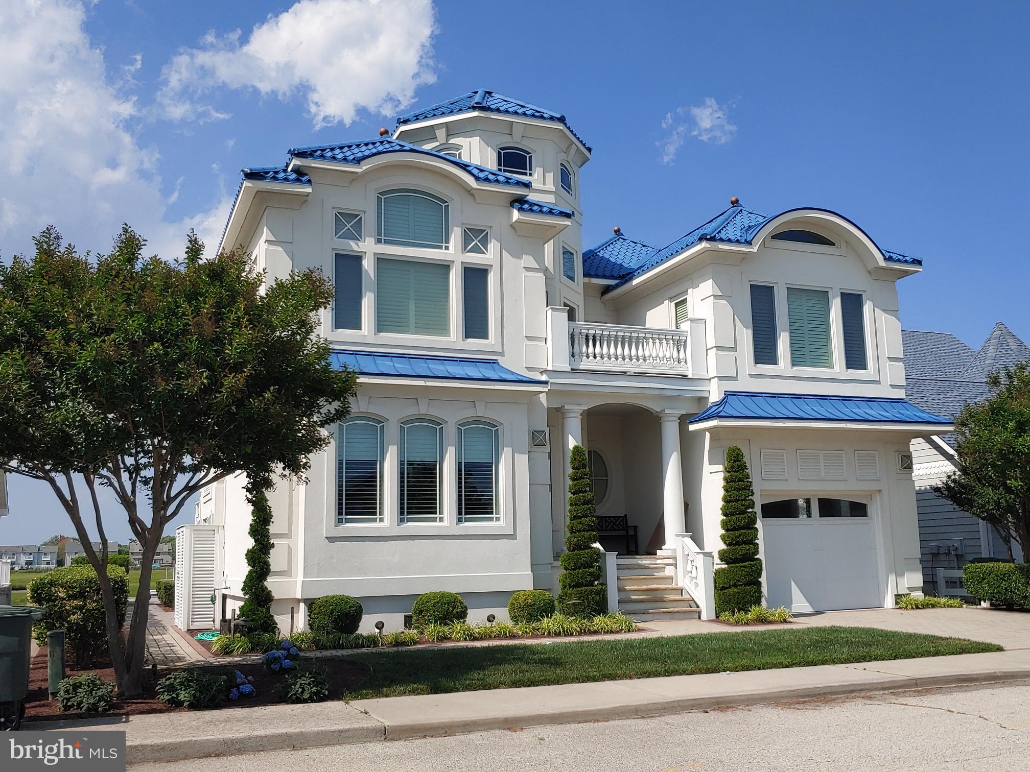 CAINE KEYS II - Residential