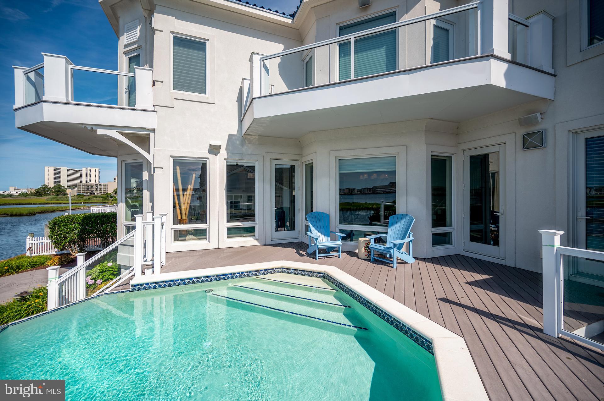 CAINE KEYS II - Residential