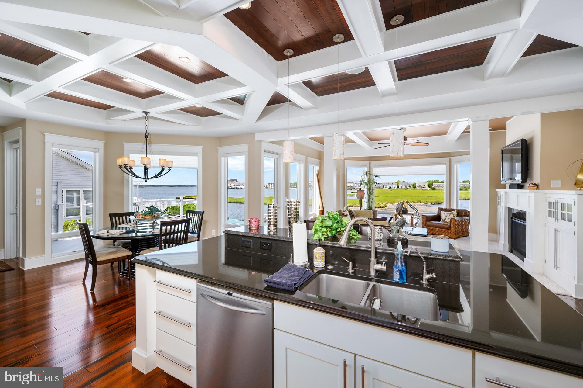 CAINE KEYS II - Residential