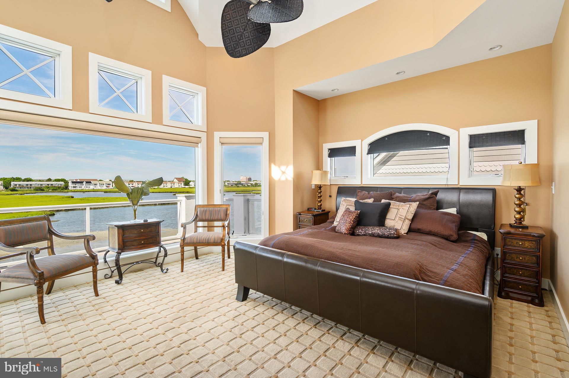 CAINE KEYS II - Residential