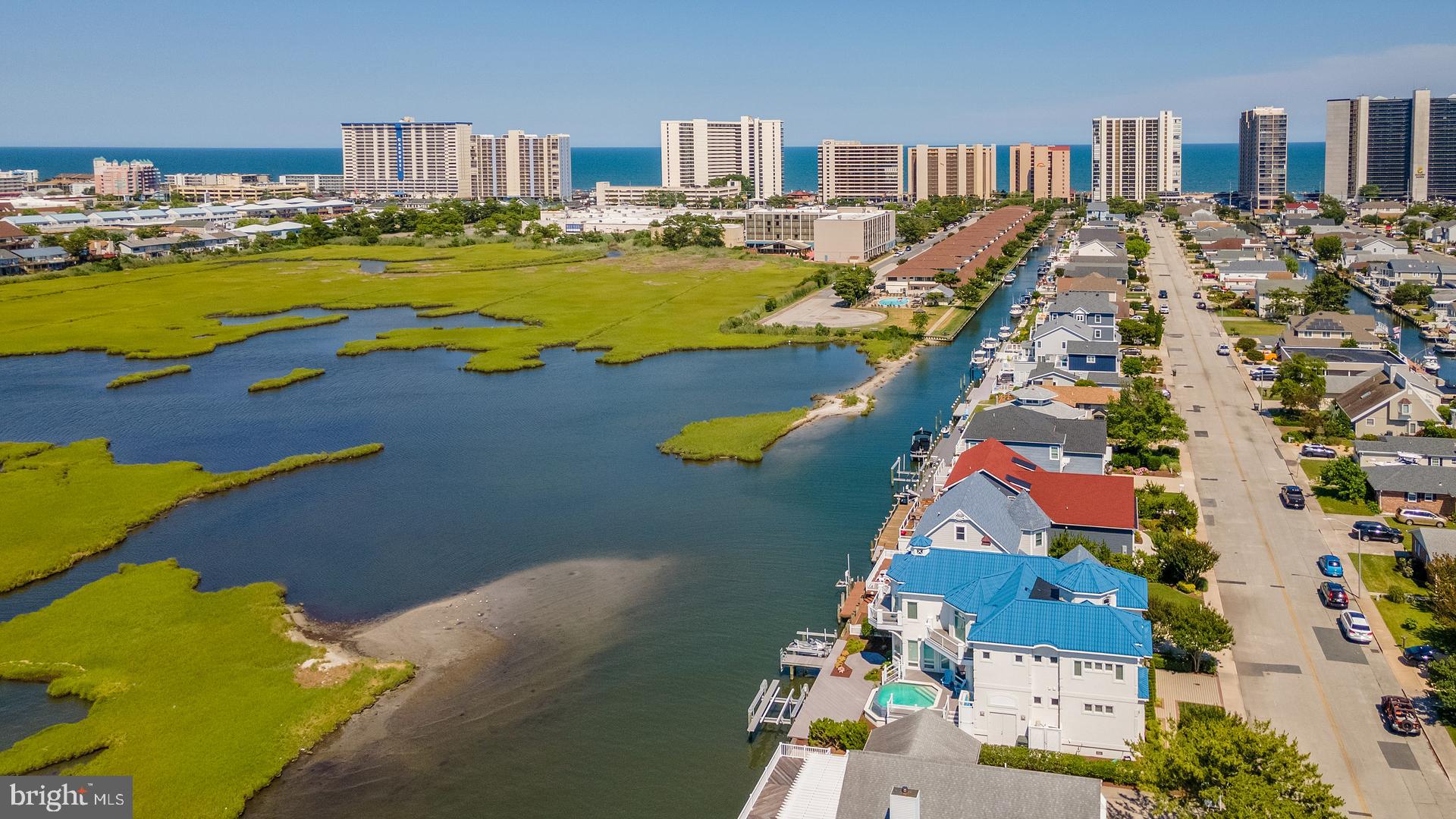 CAINE KEYS II - Residential