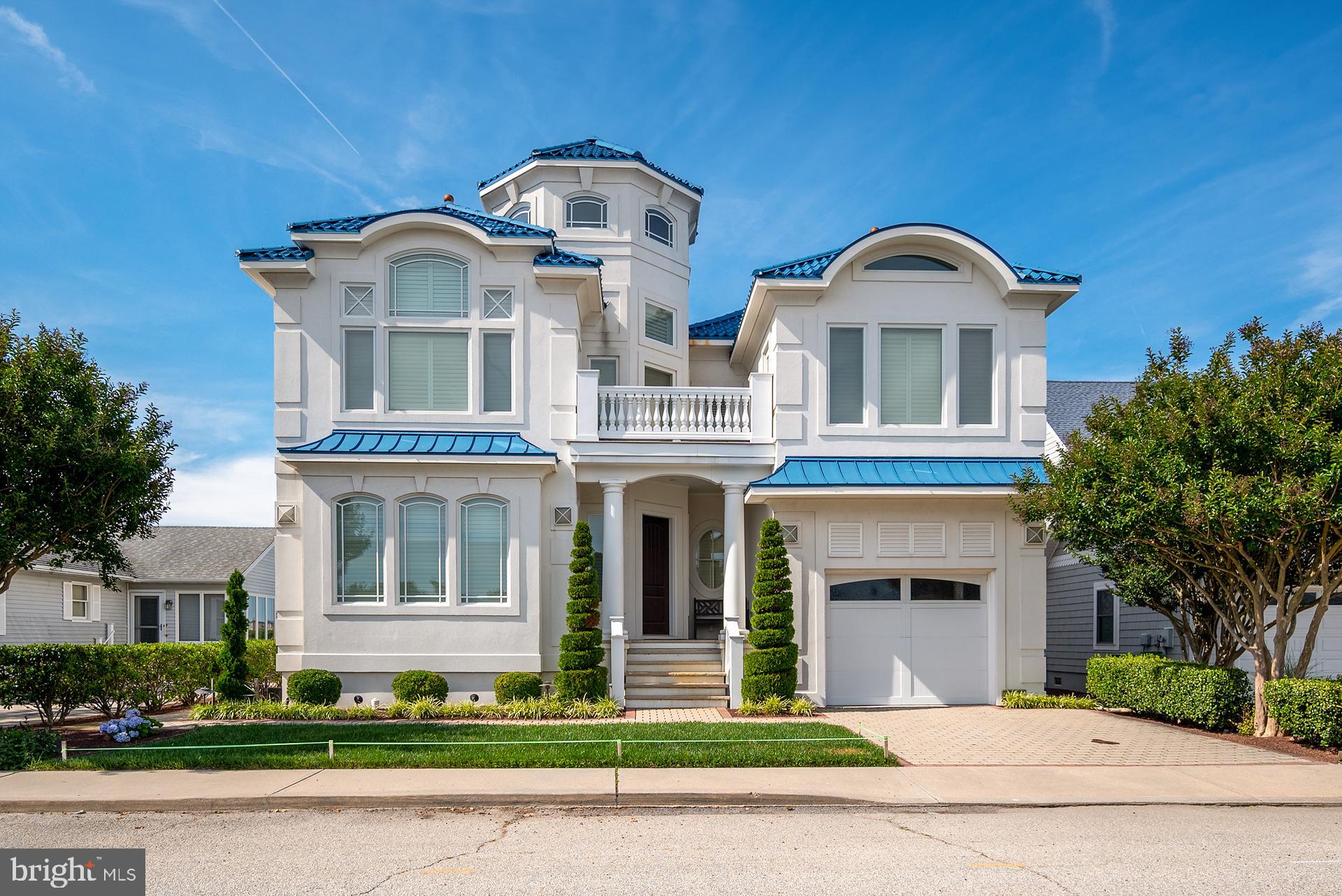 CAINE KEYS II - Residential