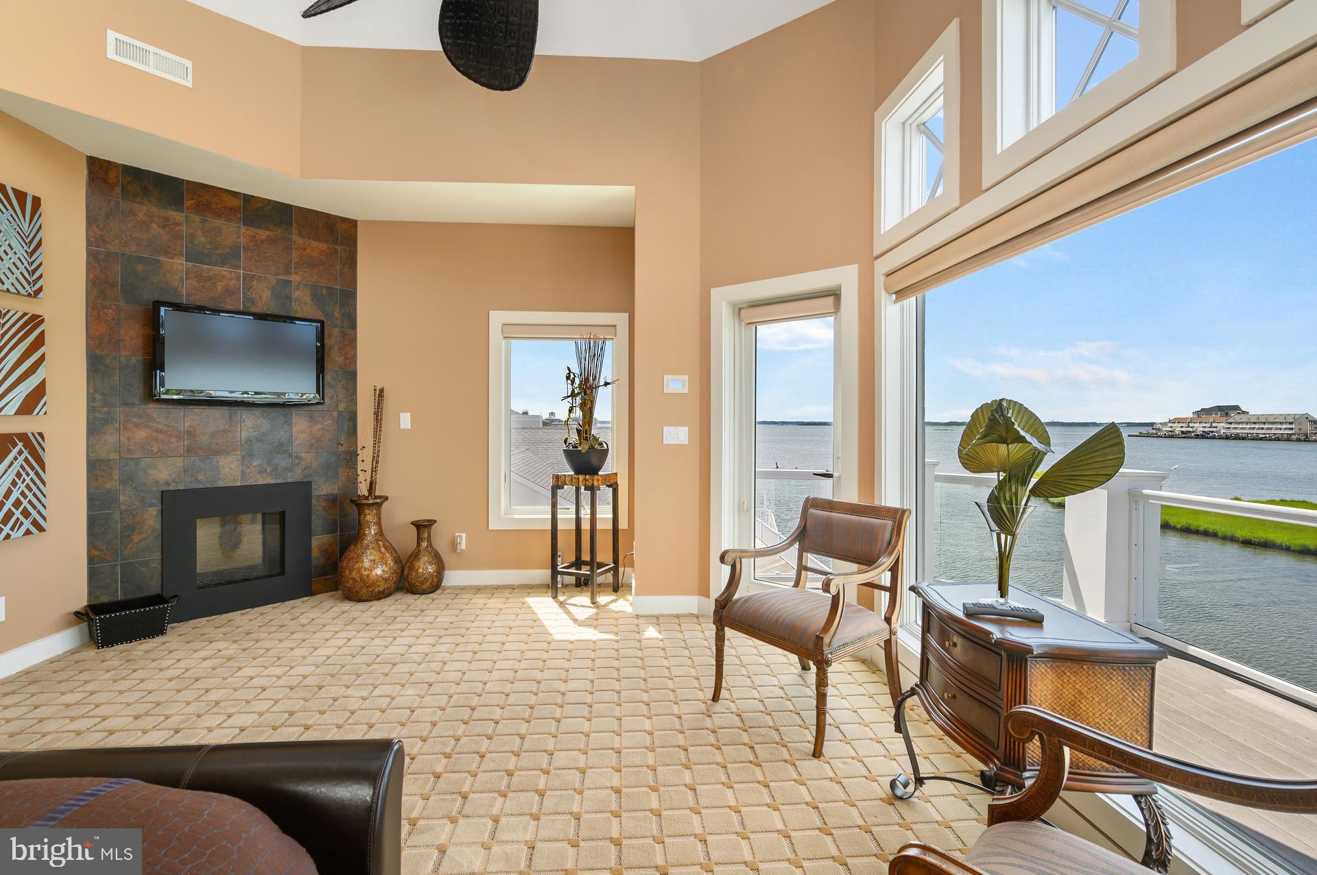 CAINE KEYS II - Residential