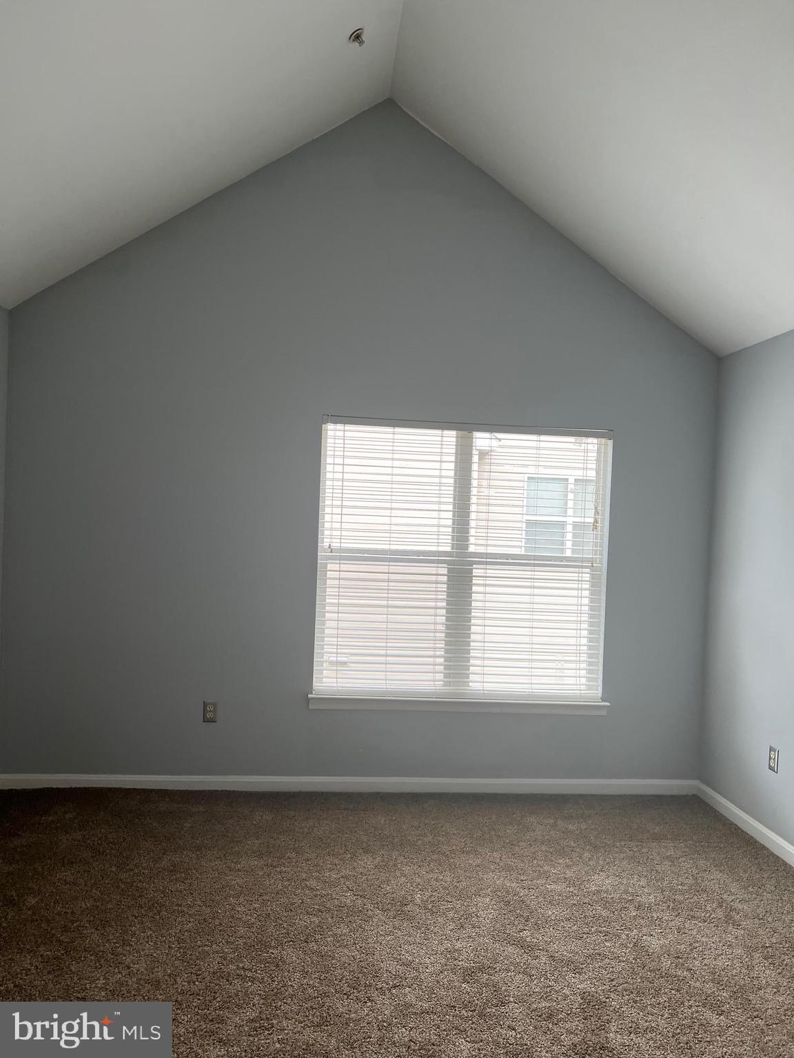 THE OAKS AT SIXTY FIFTH - Residential