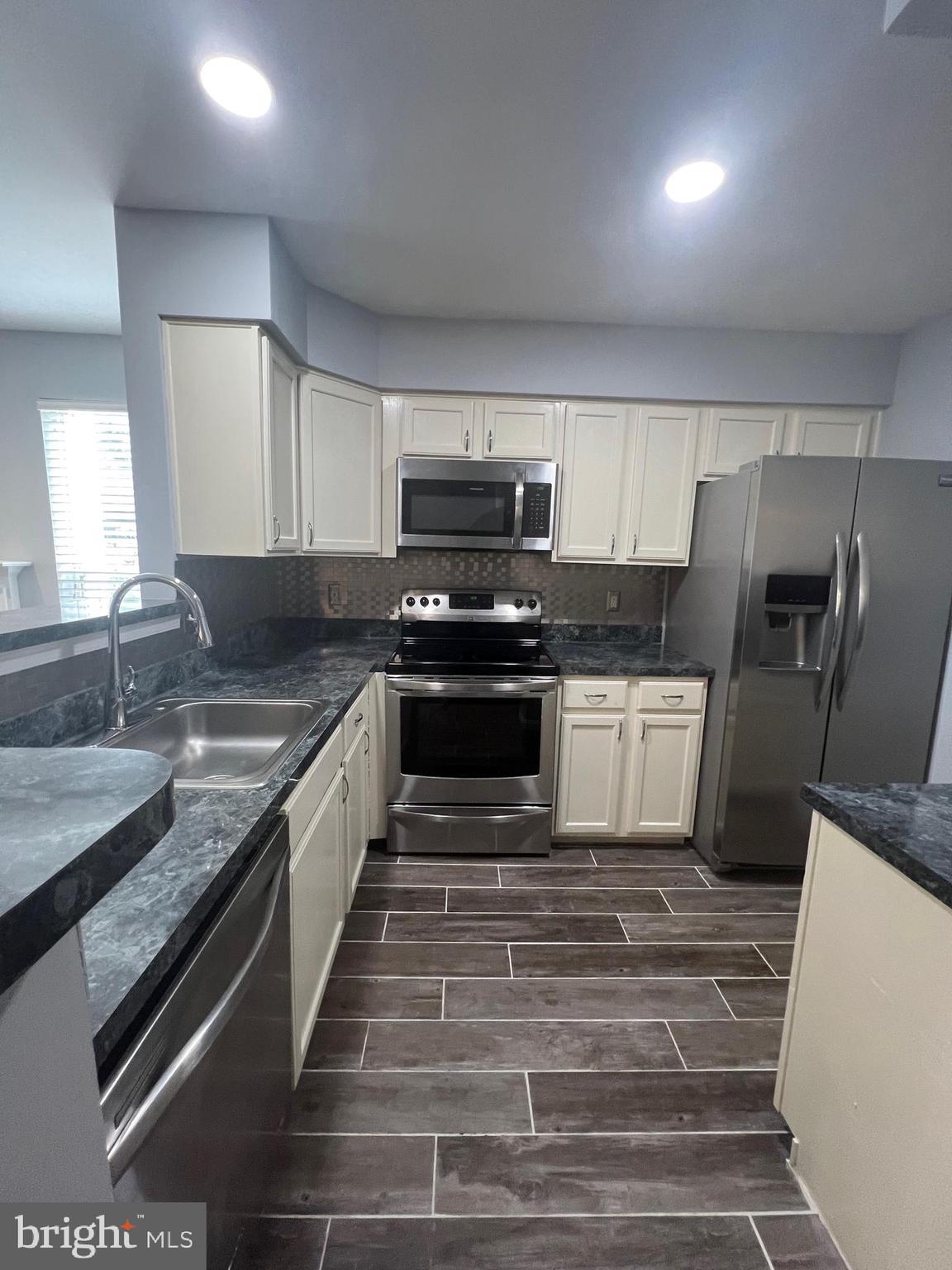 3832 DEVIL TREE COURT 13A