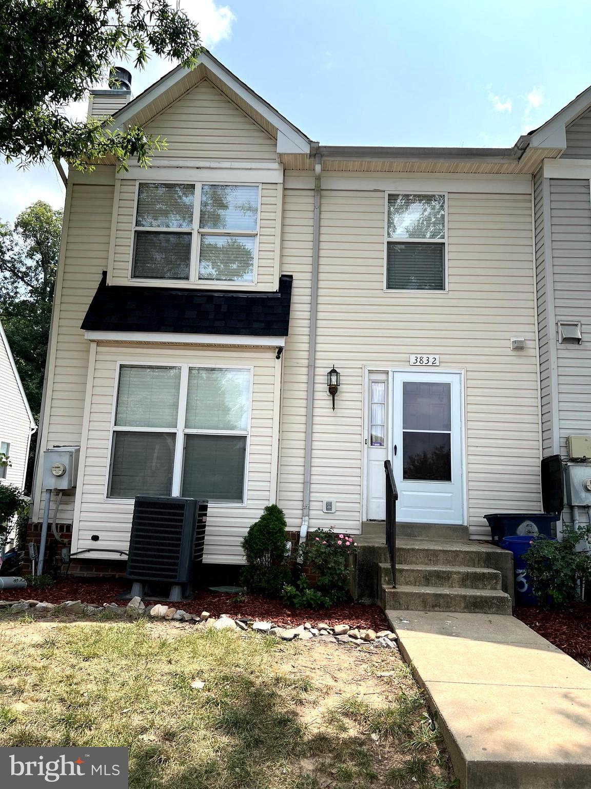 THE OAKS AT SIXTY FIFTH - Residential