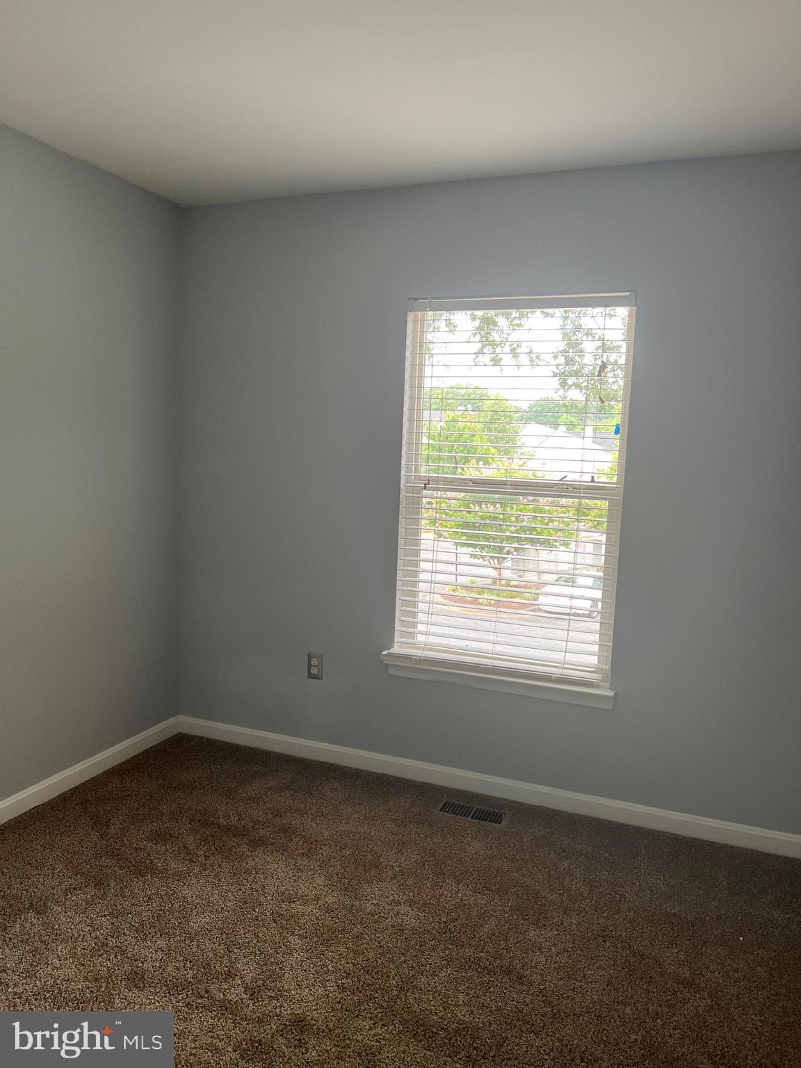 THE OAKS AT SIXTY FIFTH - Residential