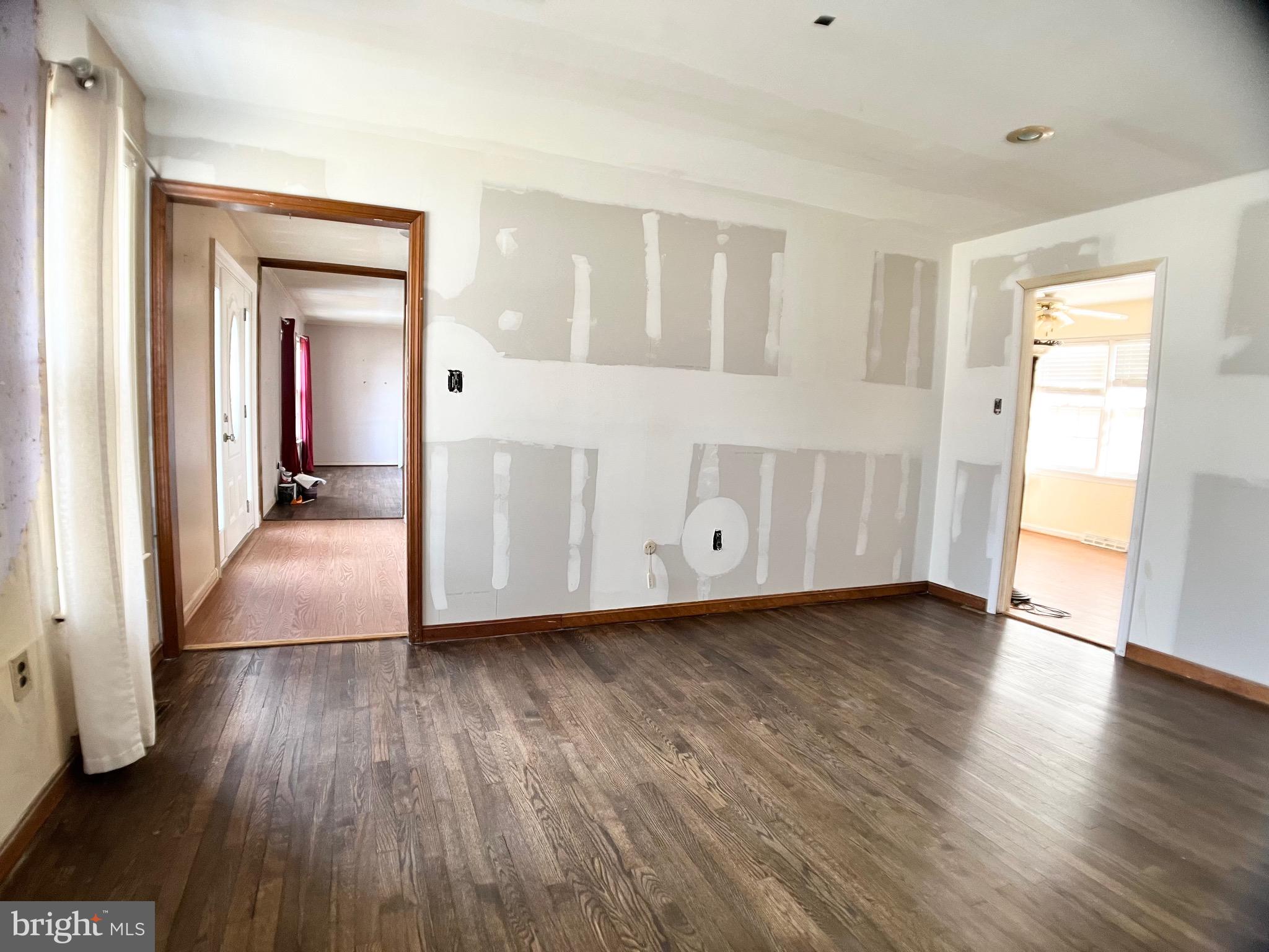 STONEGATE - Residential