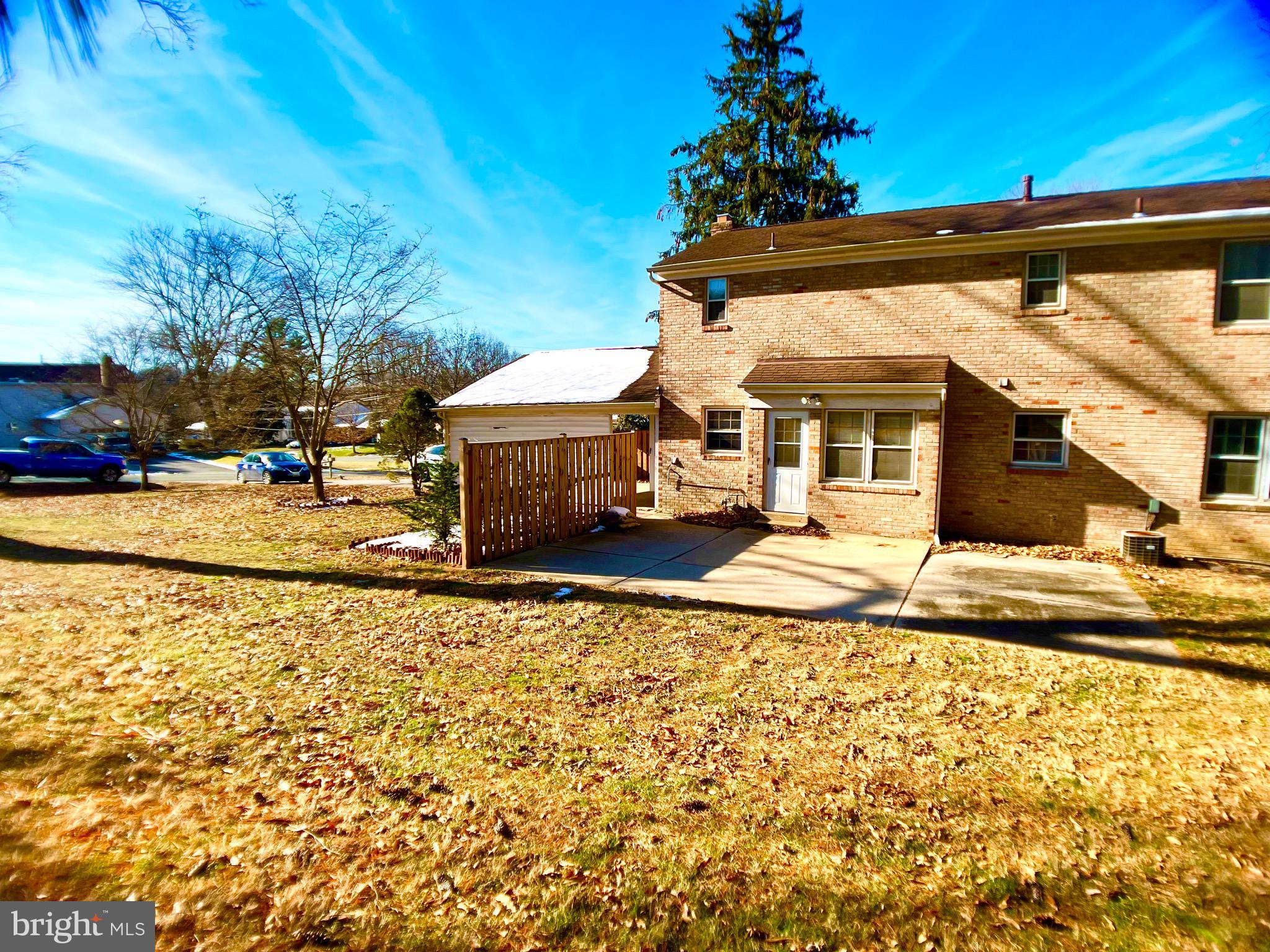 STONEGATE - Residential