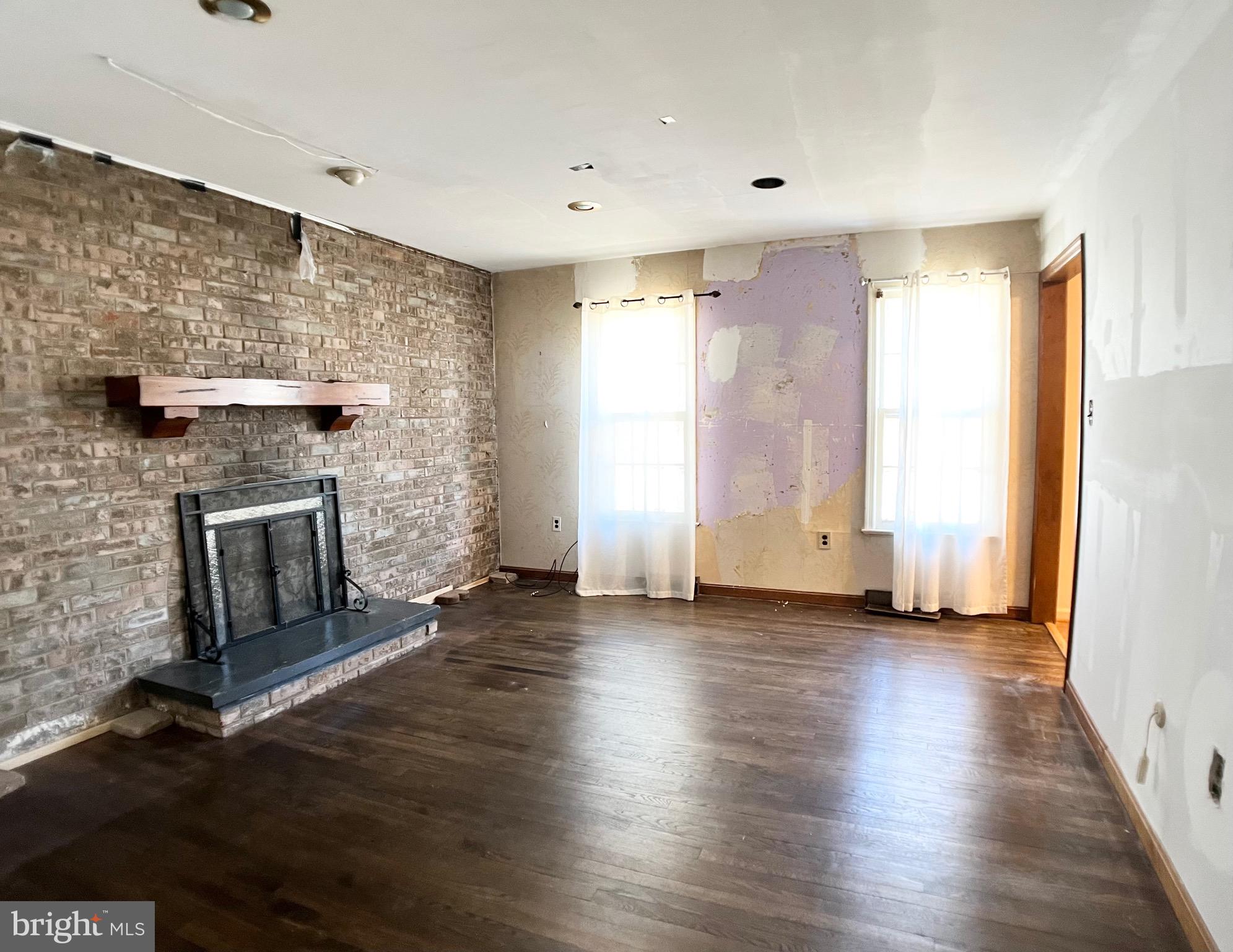 STONEGATE - Residential