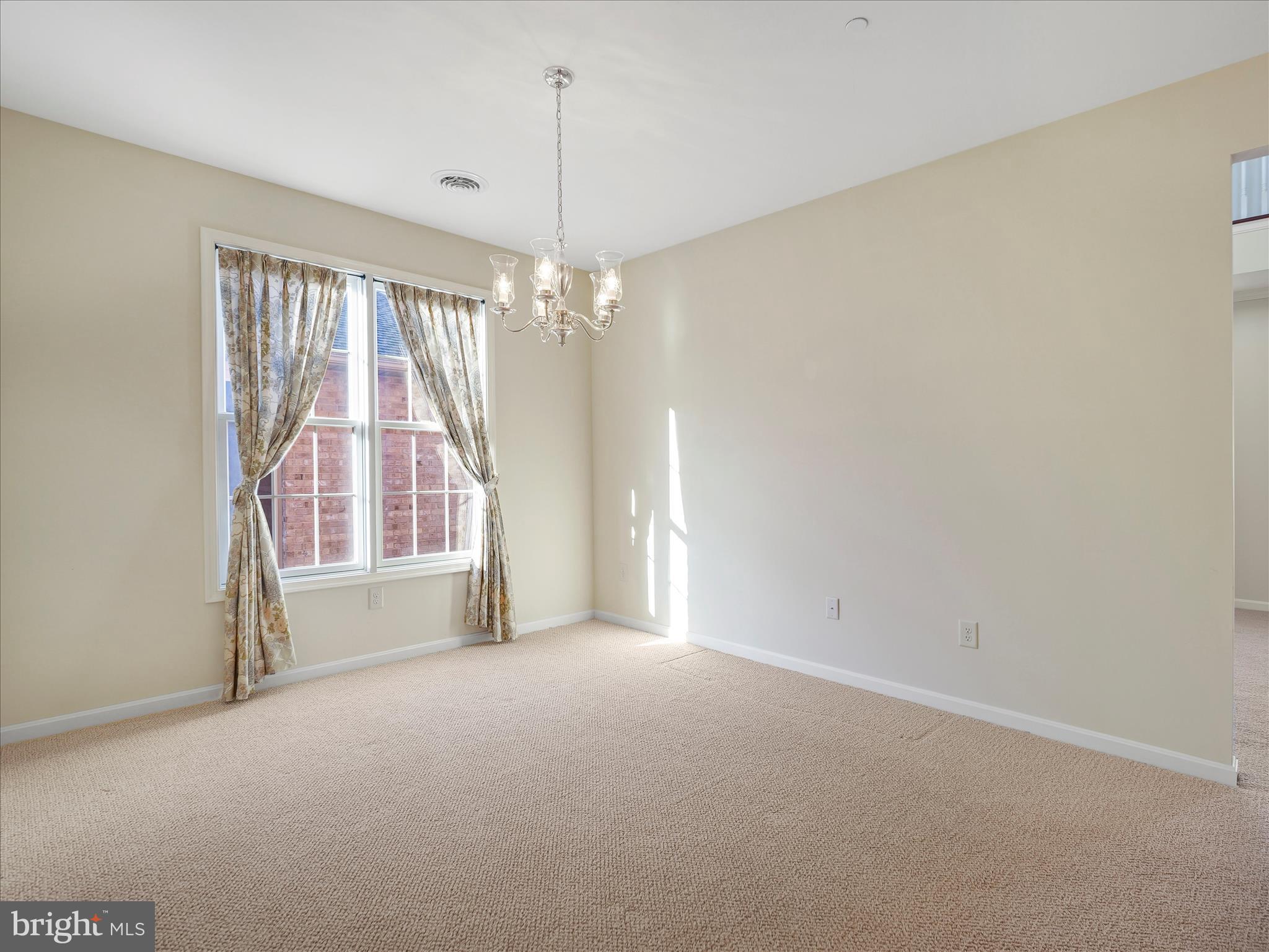 GREENWICH PARK - Residential