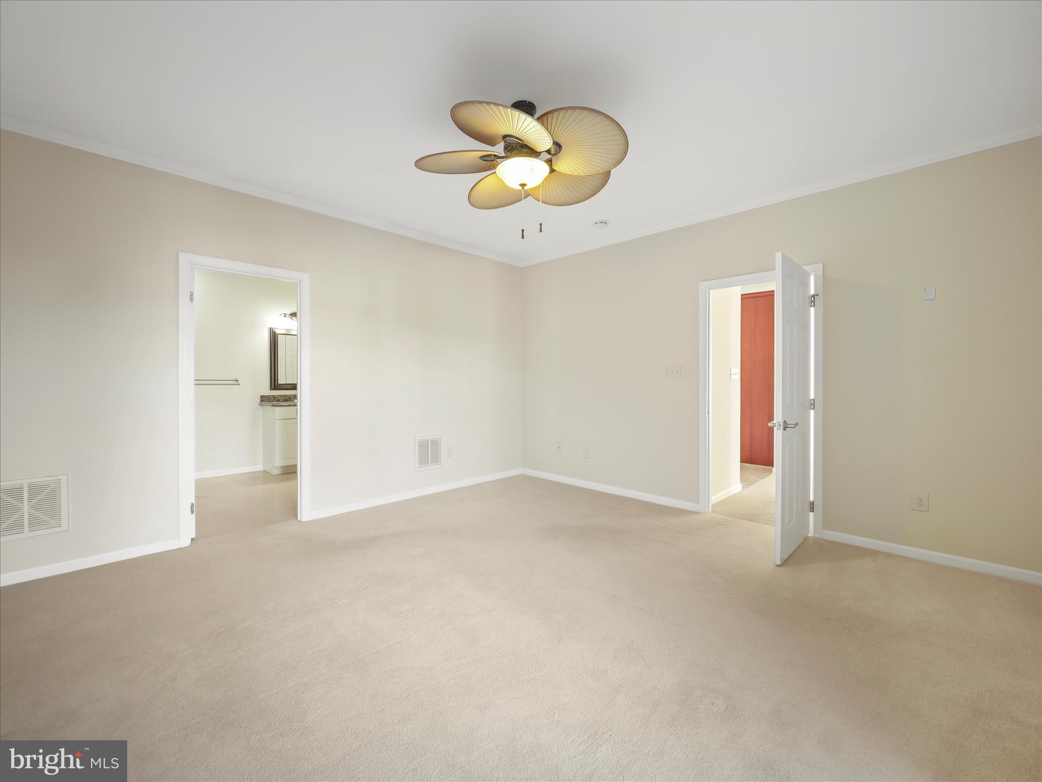 GREENWICH PARK - Residential