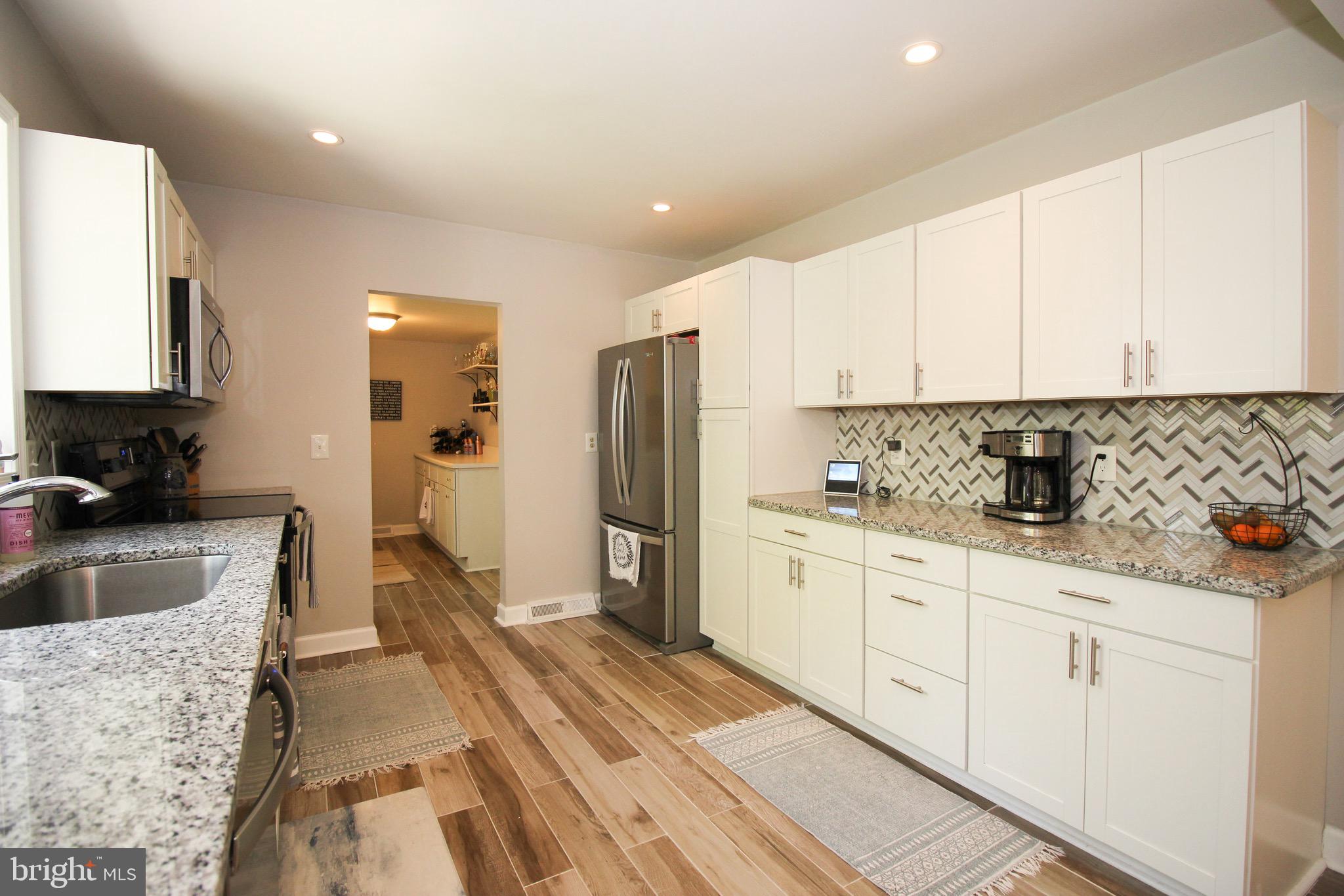 SHELTON SHOP - Residential