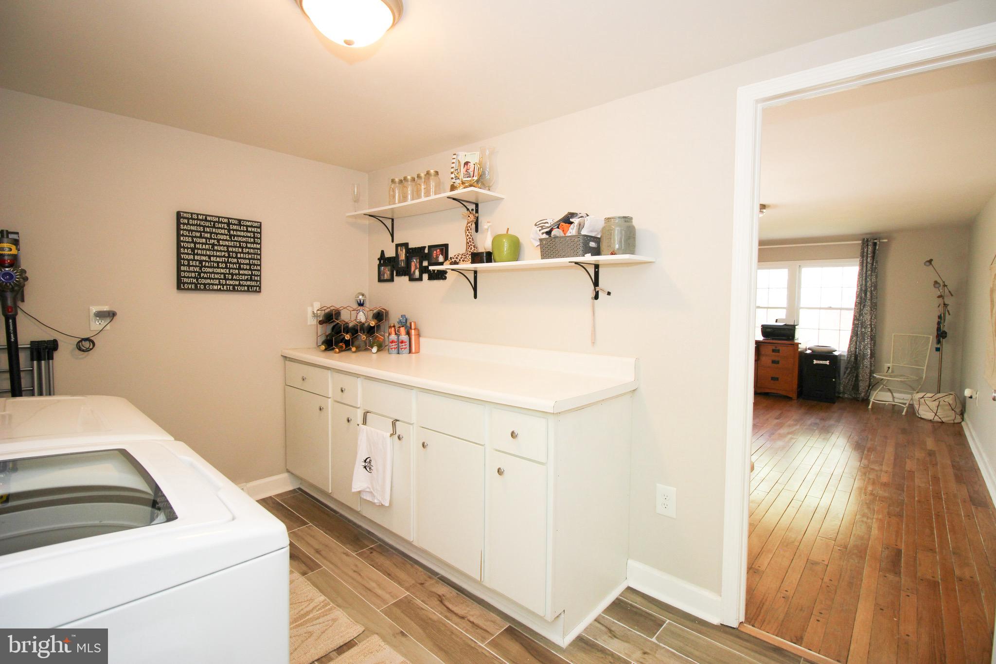 SHELTON SHOP - Residential