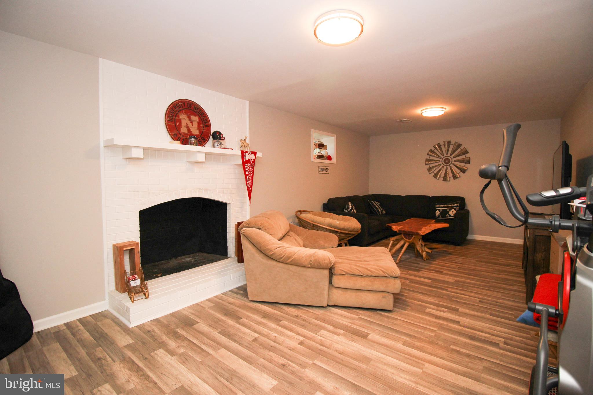 SHELTON SHOP - Residential