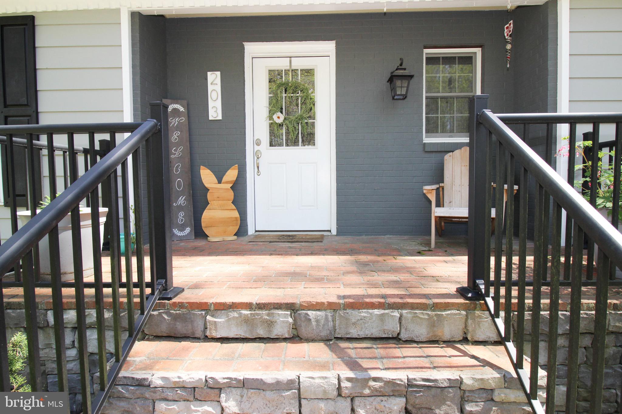 SHELTON SHOP - Residential