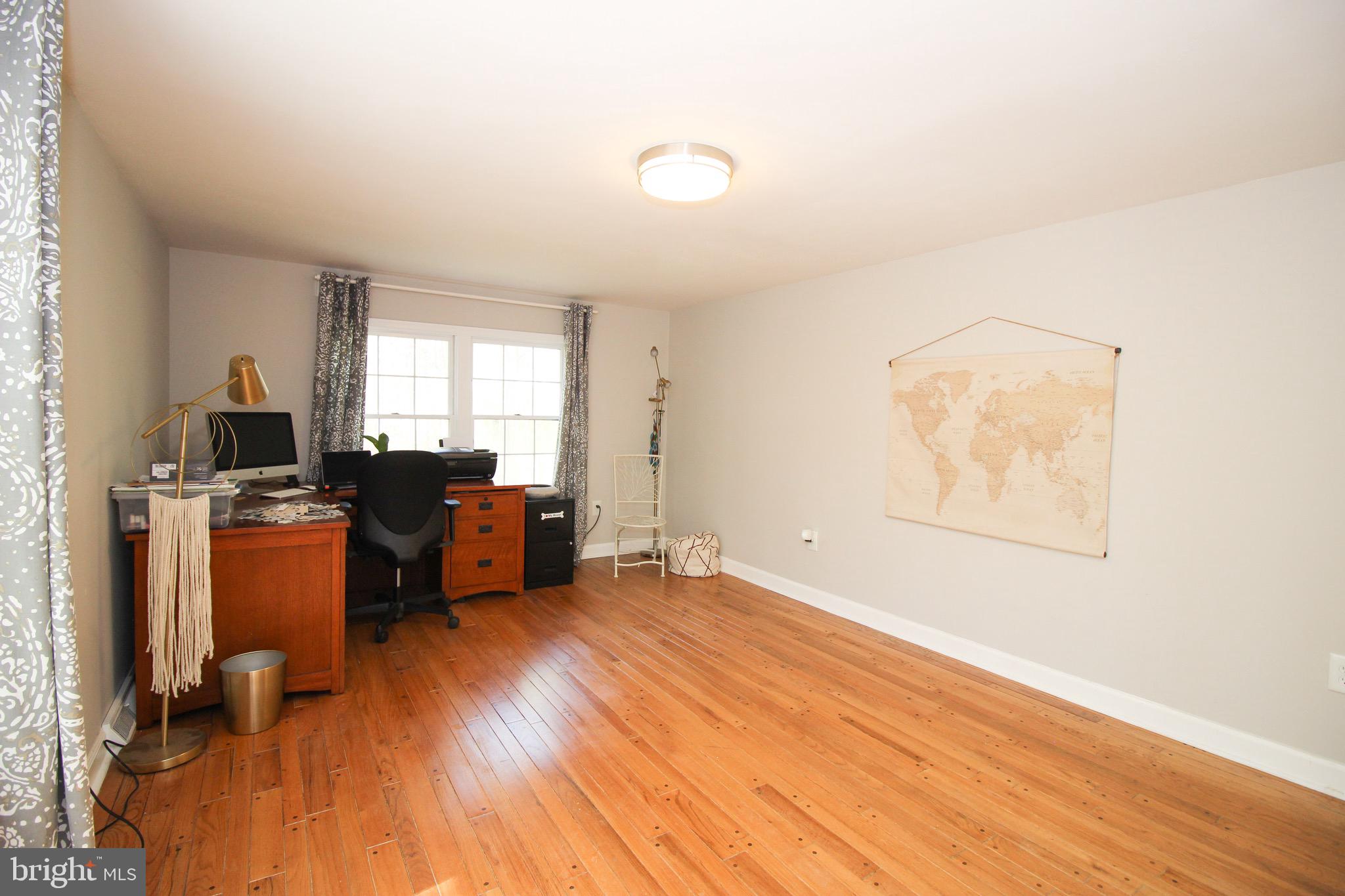 SHELTON SHOP - Residential