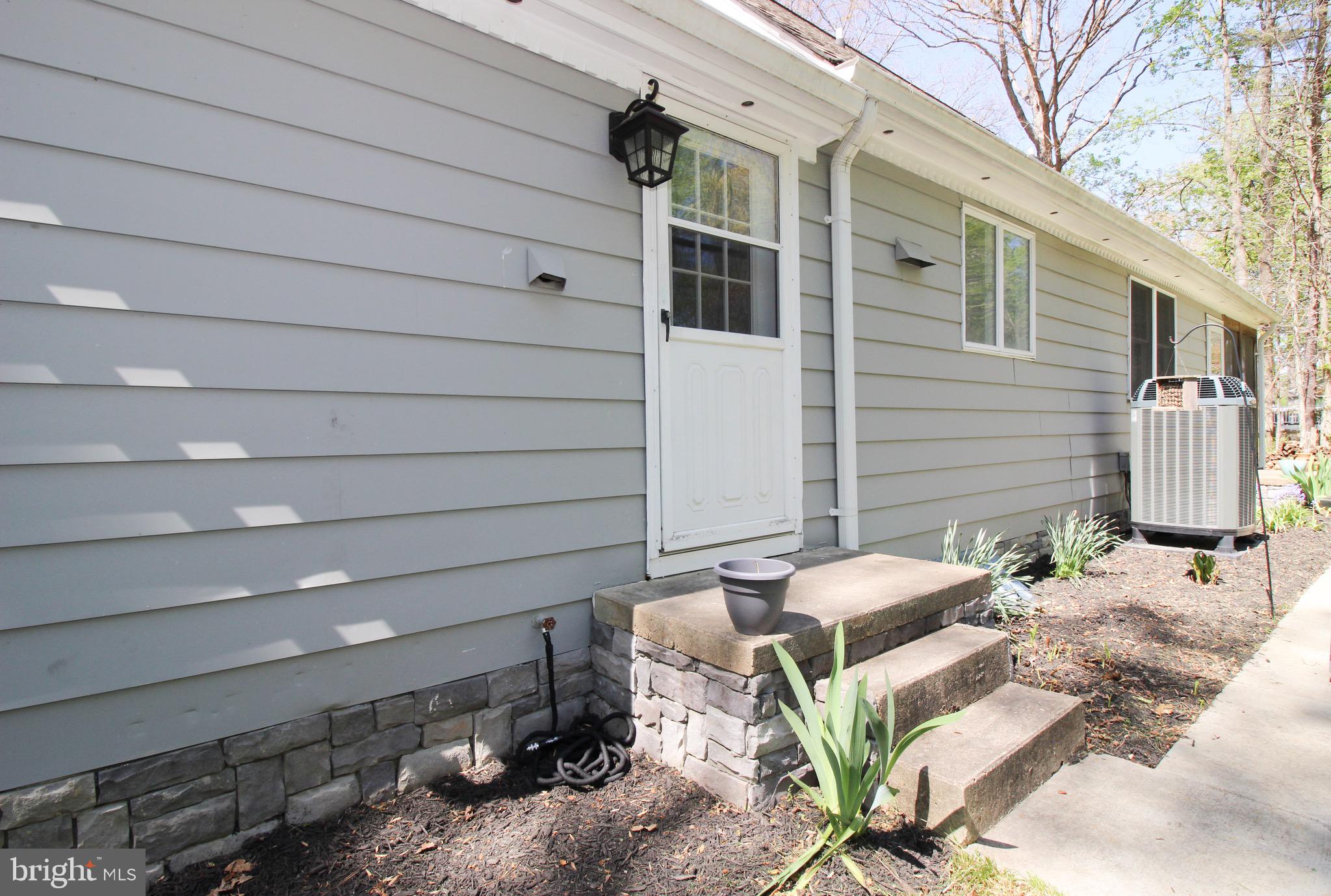 SHELTON SHOP - Residential