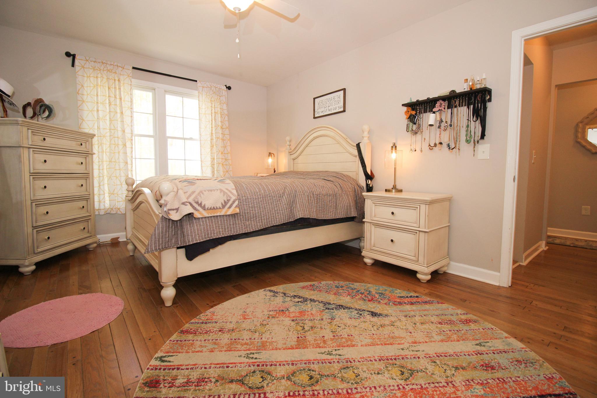 SHELTON SHOP - Residential