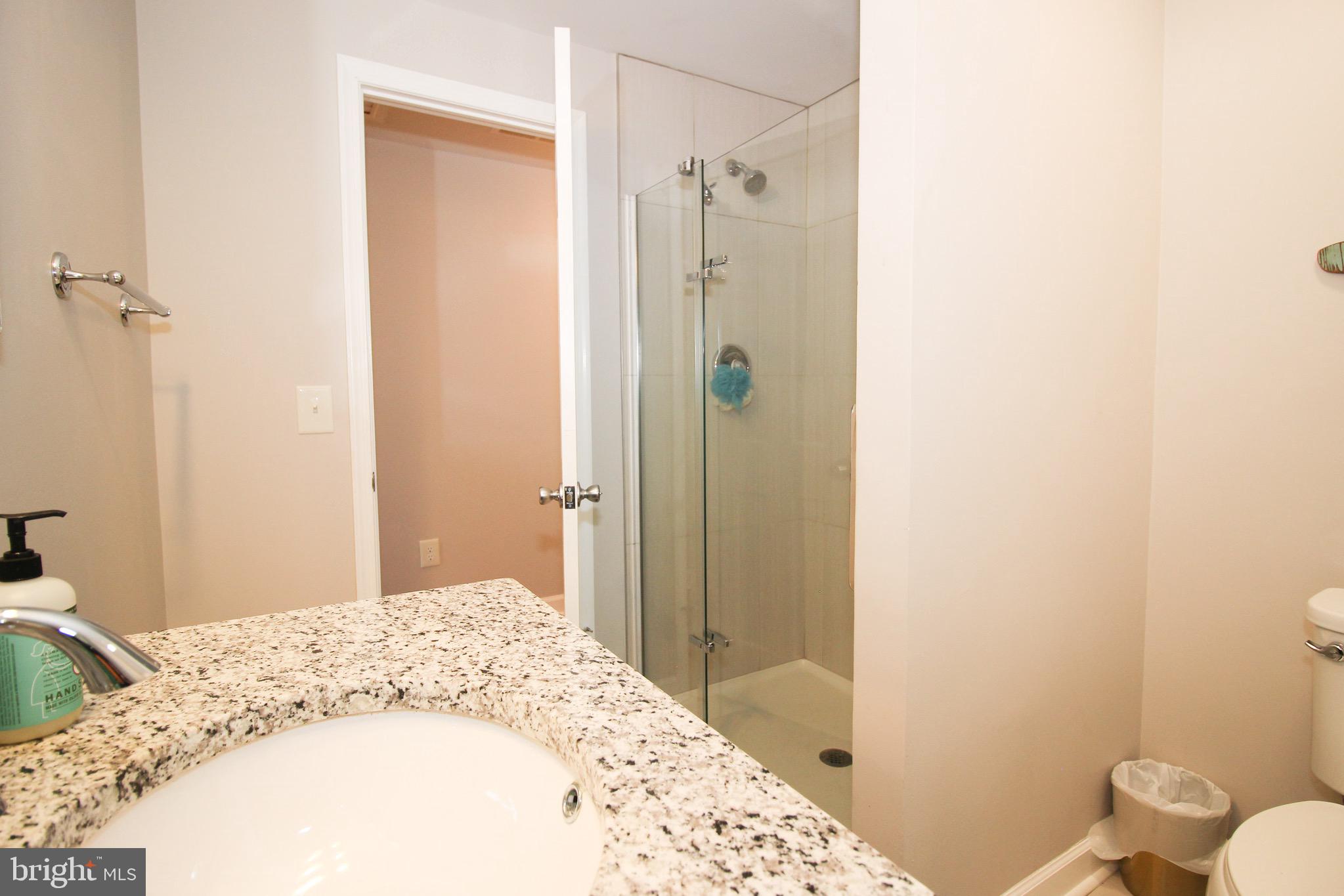 SHELTON SHOP - Residential