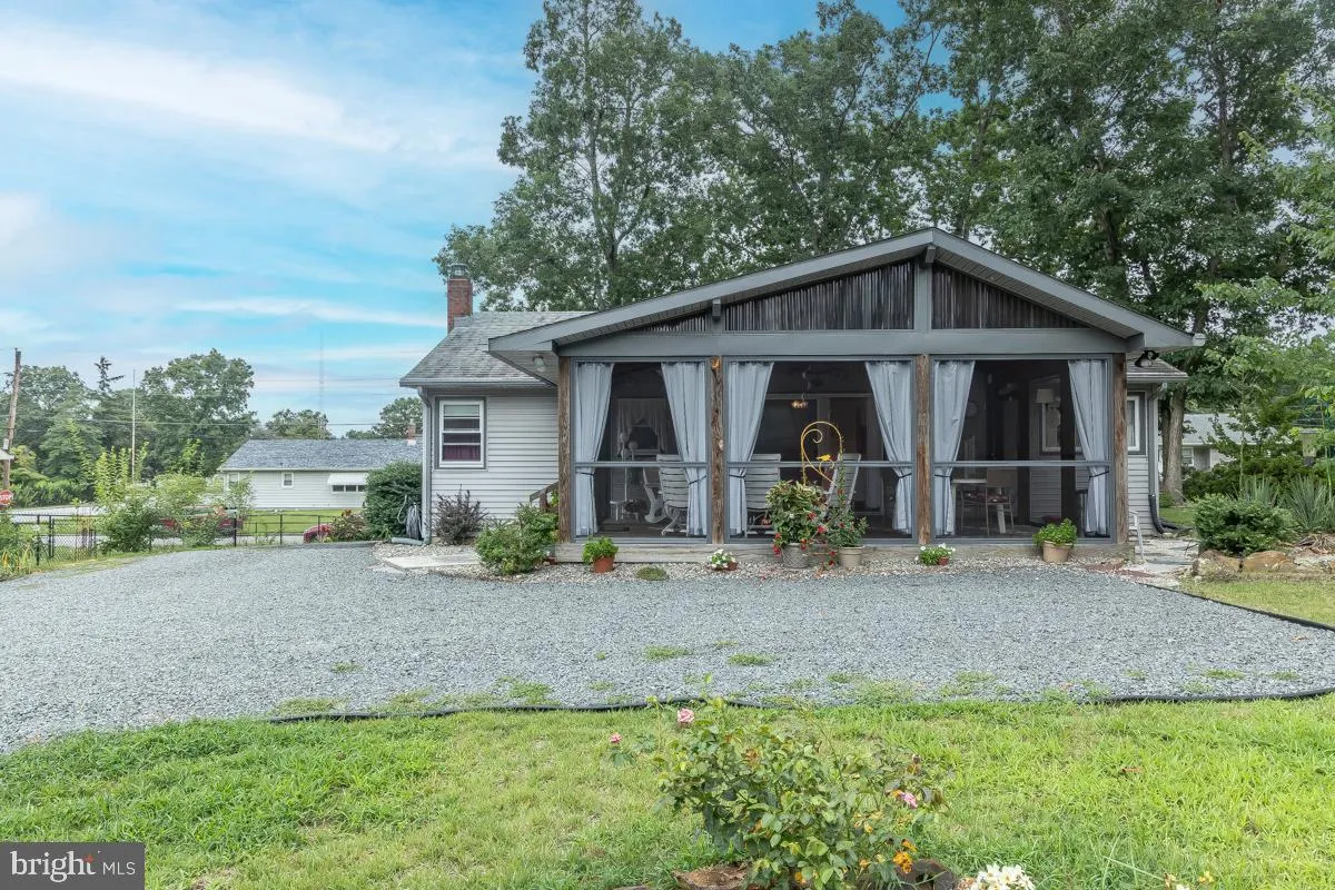 Millville, New Jersey 08332, United States, 3 Bedrooms Bedrooms, ,1 BathroomBathrooms,Residential,Active,187407