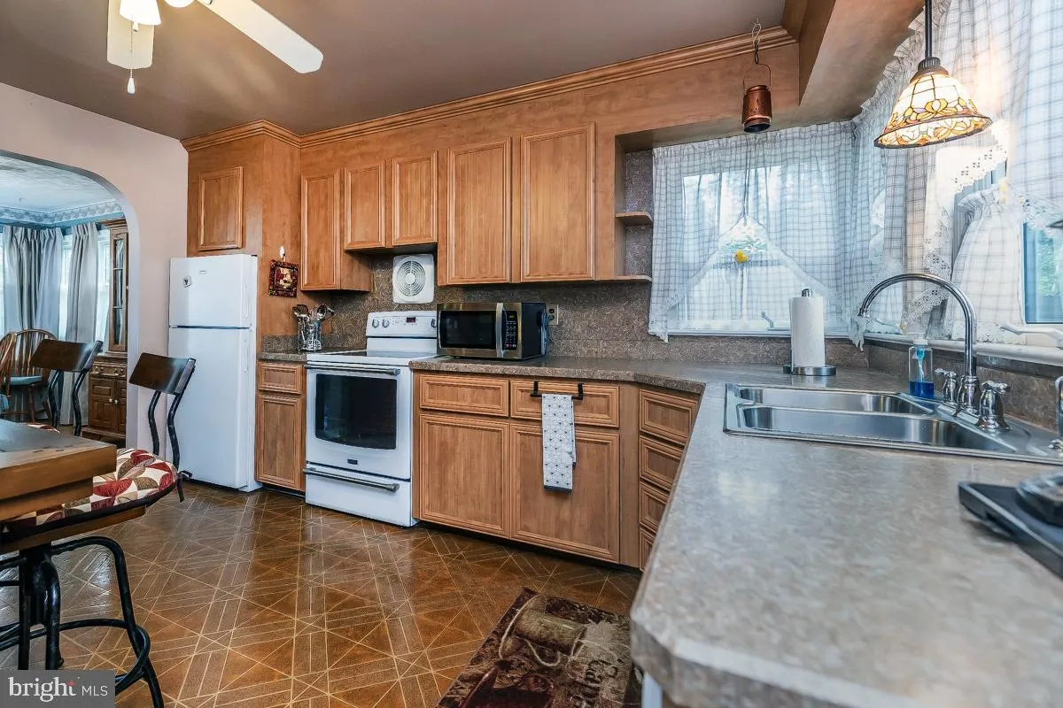 Millville, New Jersey 08332, United States, 3 Bedrooms Bedrooms, ,1 BathroomBathrooms,Residential,Active,187407