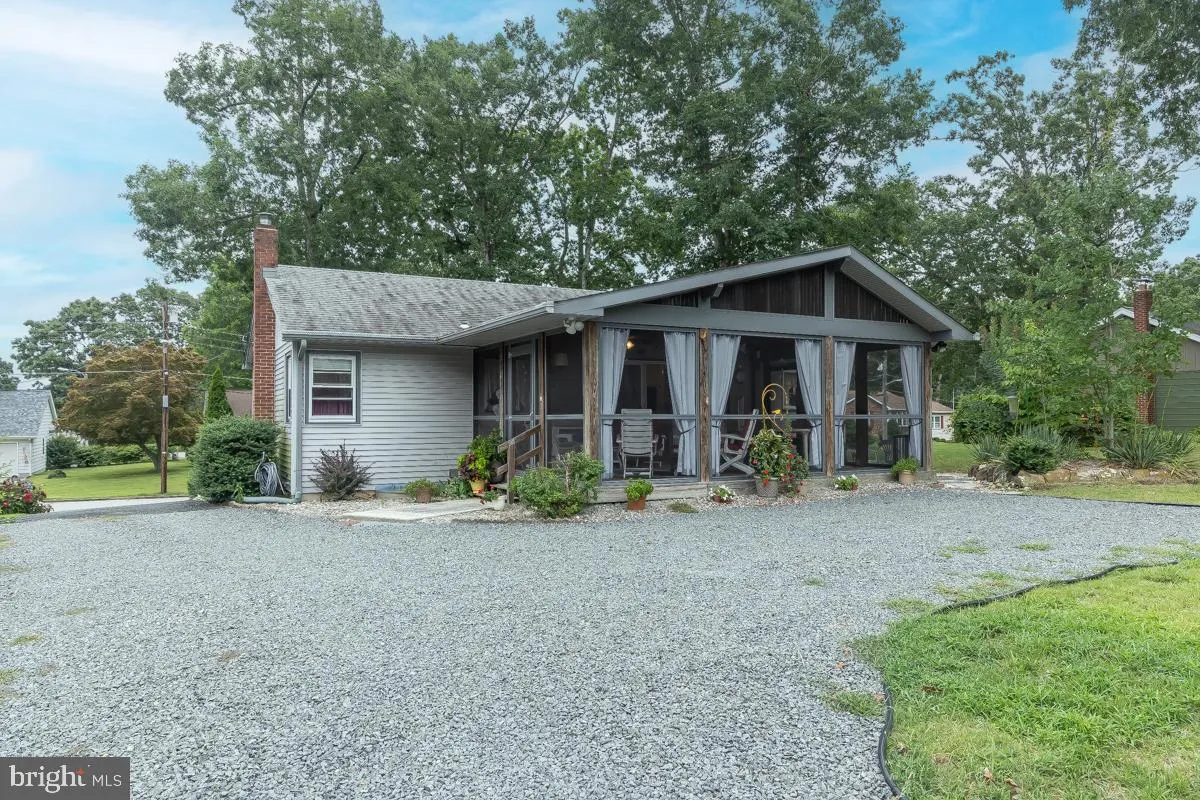 Millville, New Jersey 08332, United States, 3 Bedrooms Bedrooms, ,1 BathroomBathrooms,Residential,Active,187407