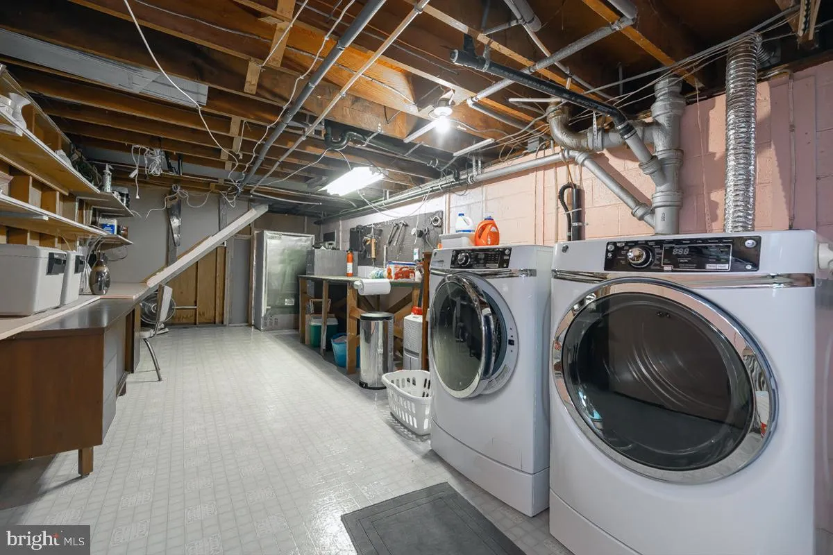 Millville, New Jersey 08332, United States, 3 Bedrooms Bedrooms, ,1 BathroomBathrooms,Residential,Active,187407