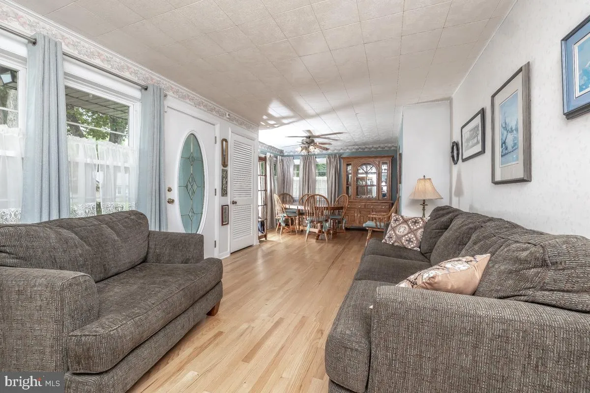 Millville, New Jersey 08332, United States, 3 Bedrooms Bedrooms, ,1 BathroomBathrooms,Residential,Active,187407