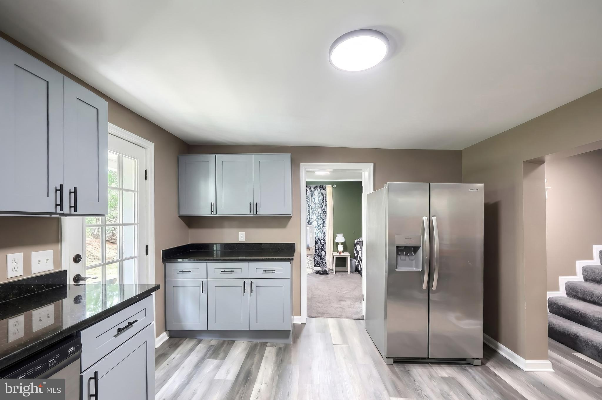 FAIRVIEW - Residential