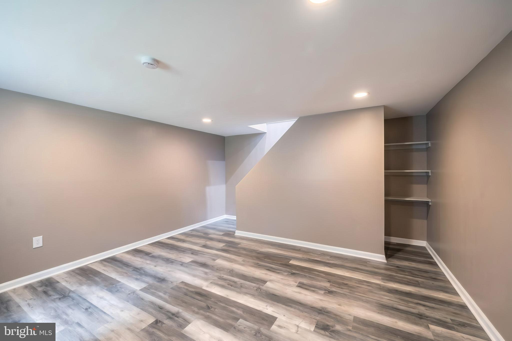FAIRVIEW - Residential