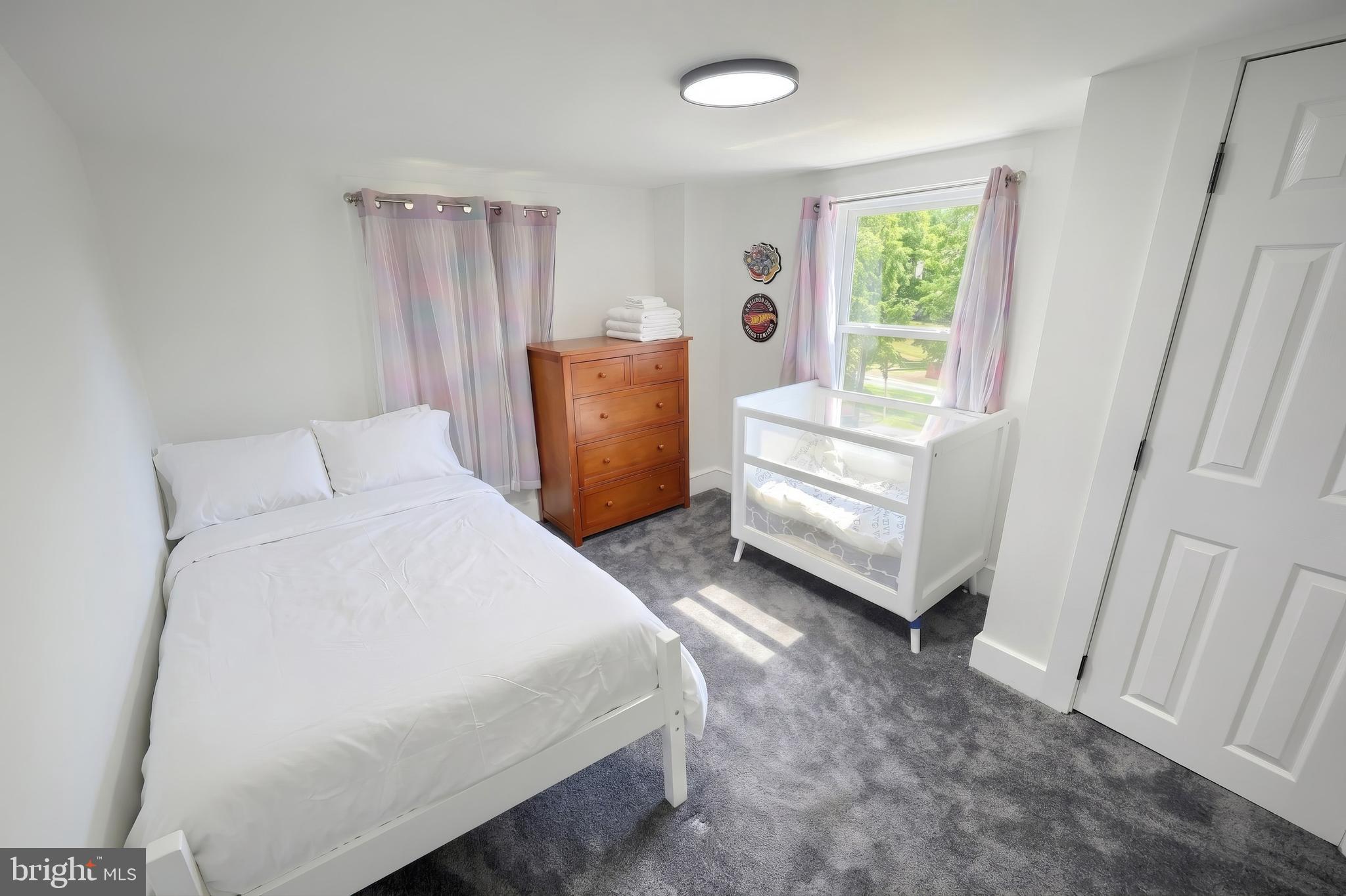 FAIRVIEW - Residential