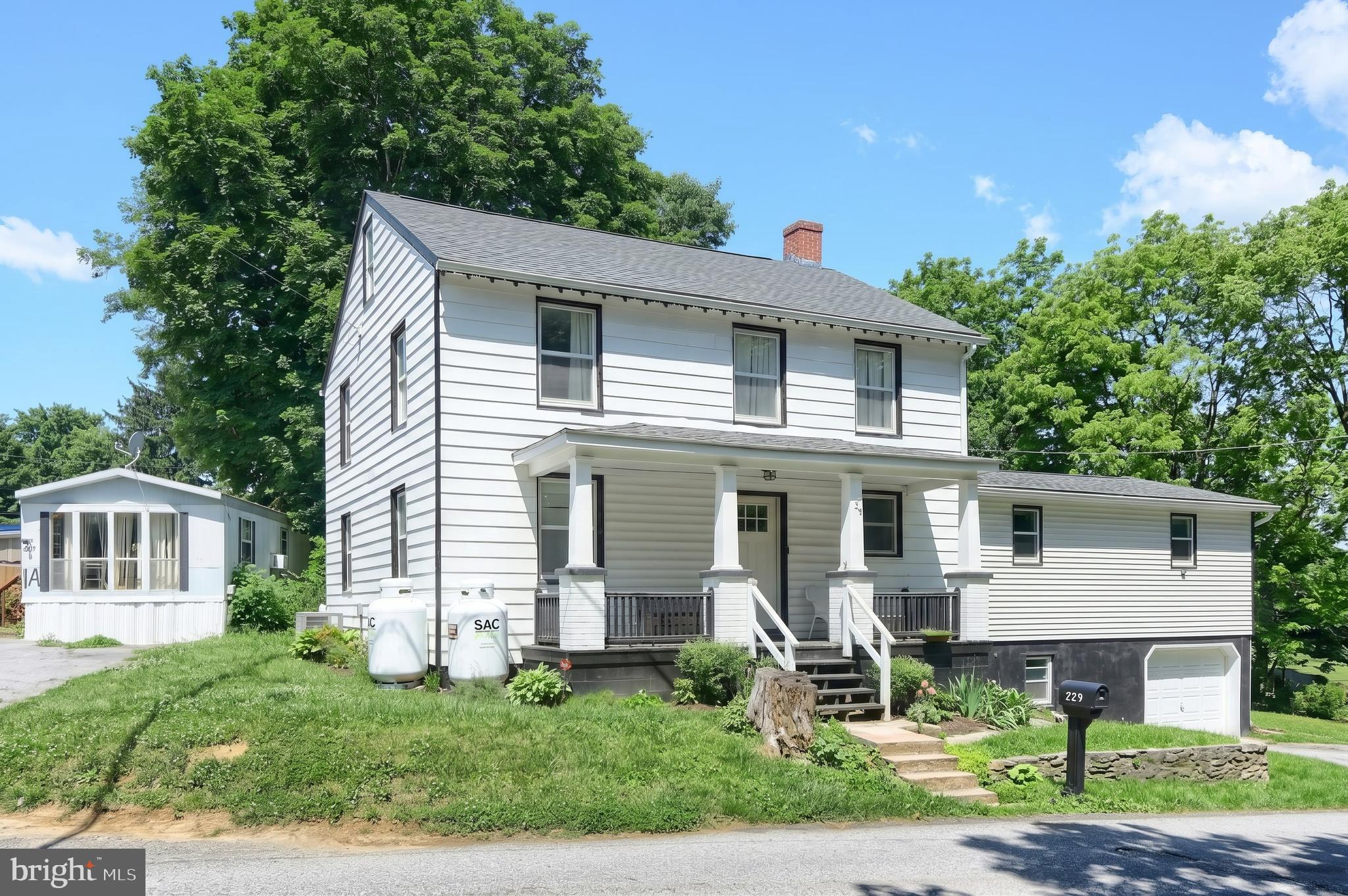 FAIRVIEW - Residential