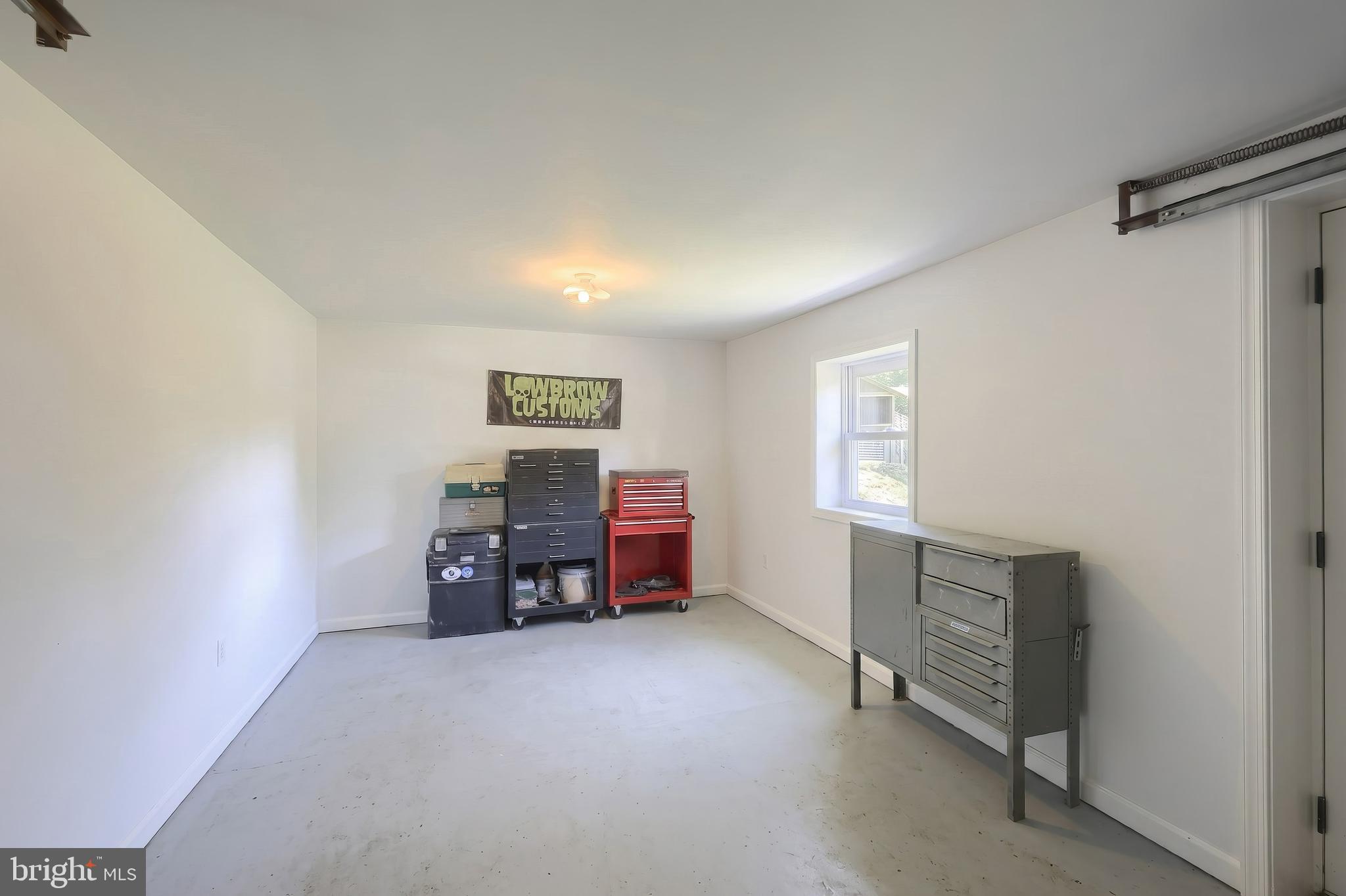 FAIRVIEW - Residential